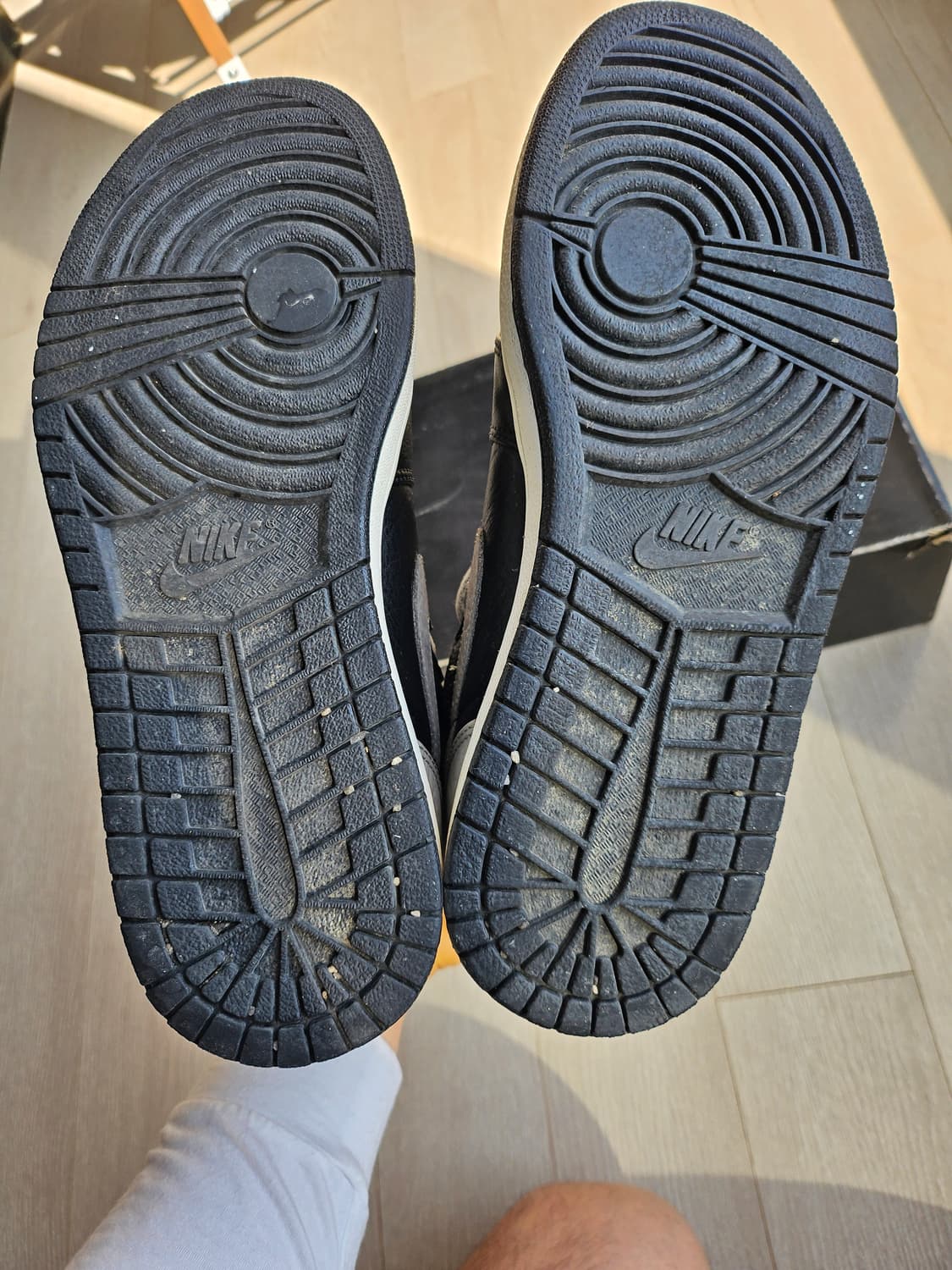 나이키 에어 조던 1 하이 블랙/그레이 상품이미지6