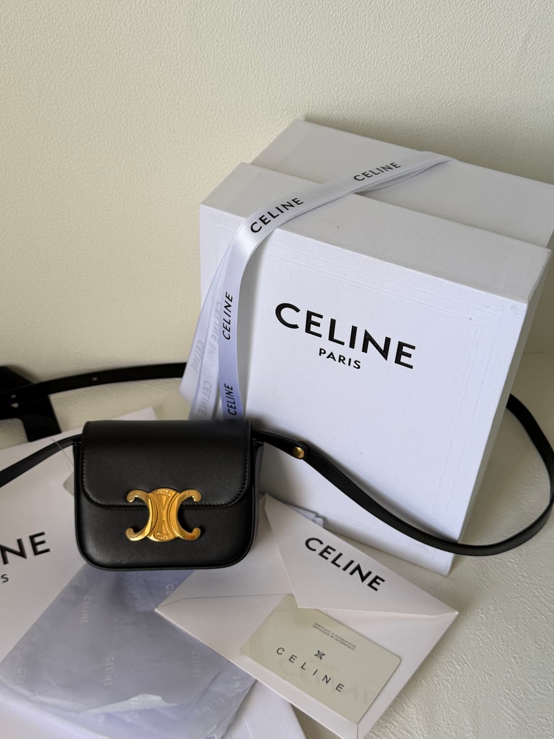 셀린느 트리오페 미니백 블랙 전시급 상품 상품이미지8
