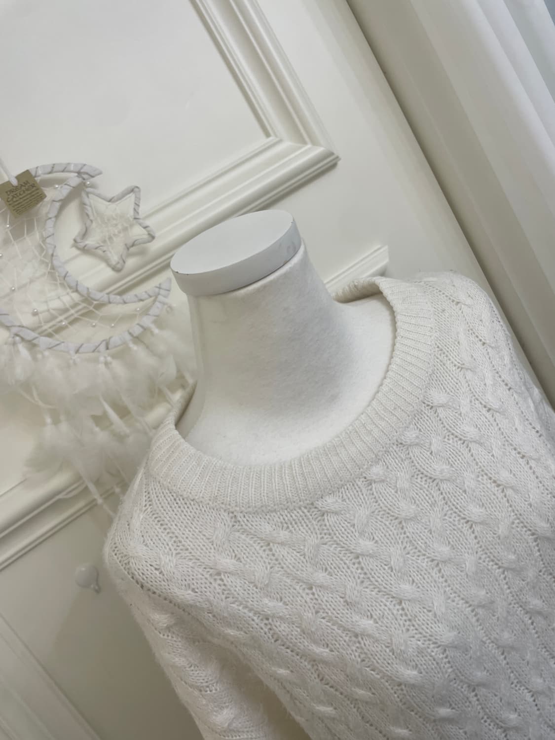 white twist side slit sweater(size-L) 상품이미지8