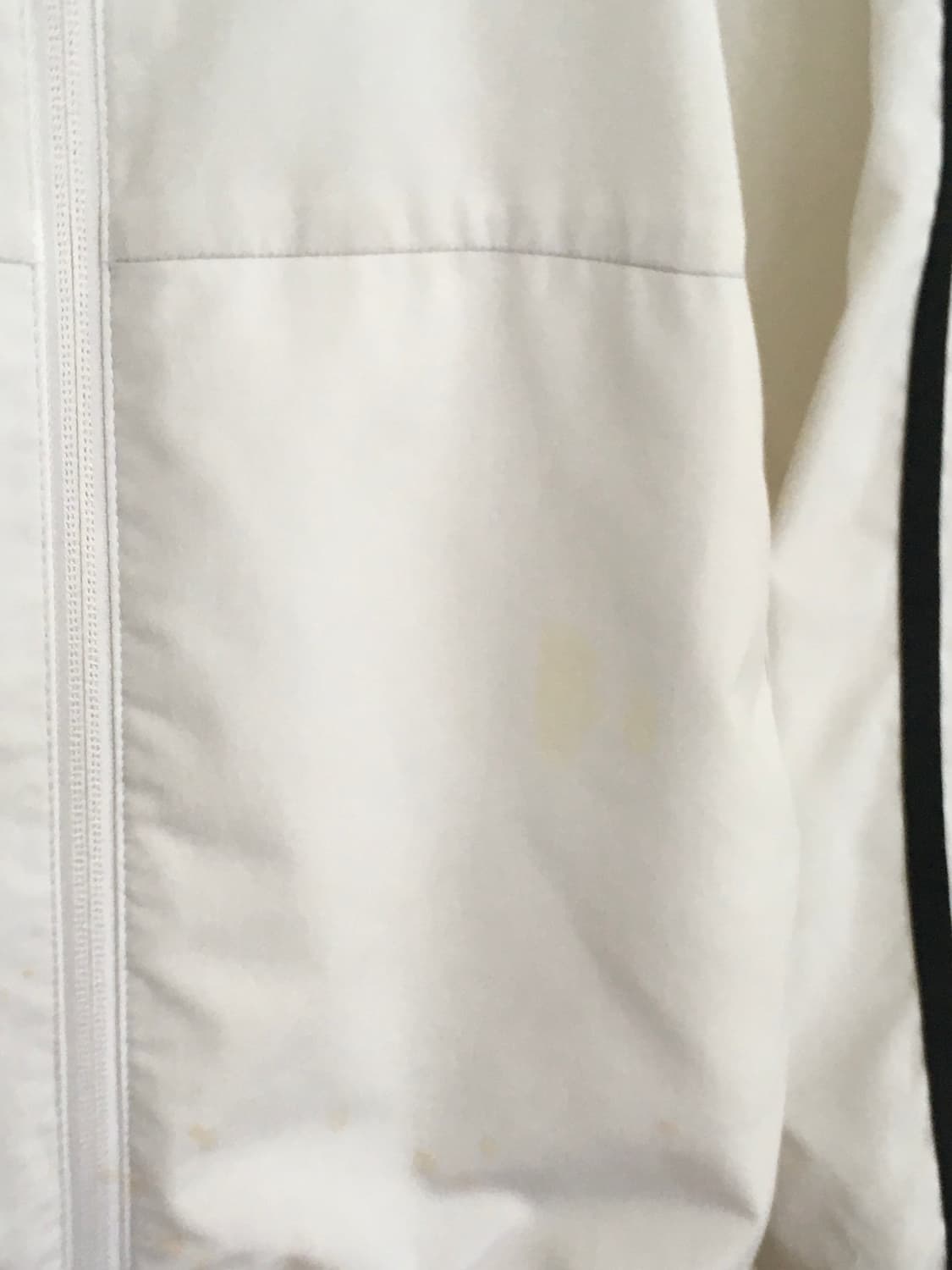 아디다스 화이트 바람막이 상품이미지3