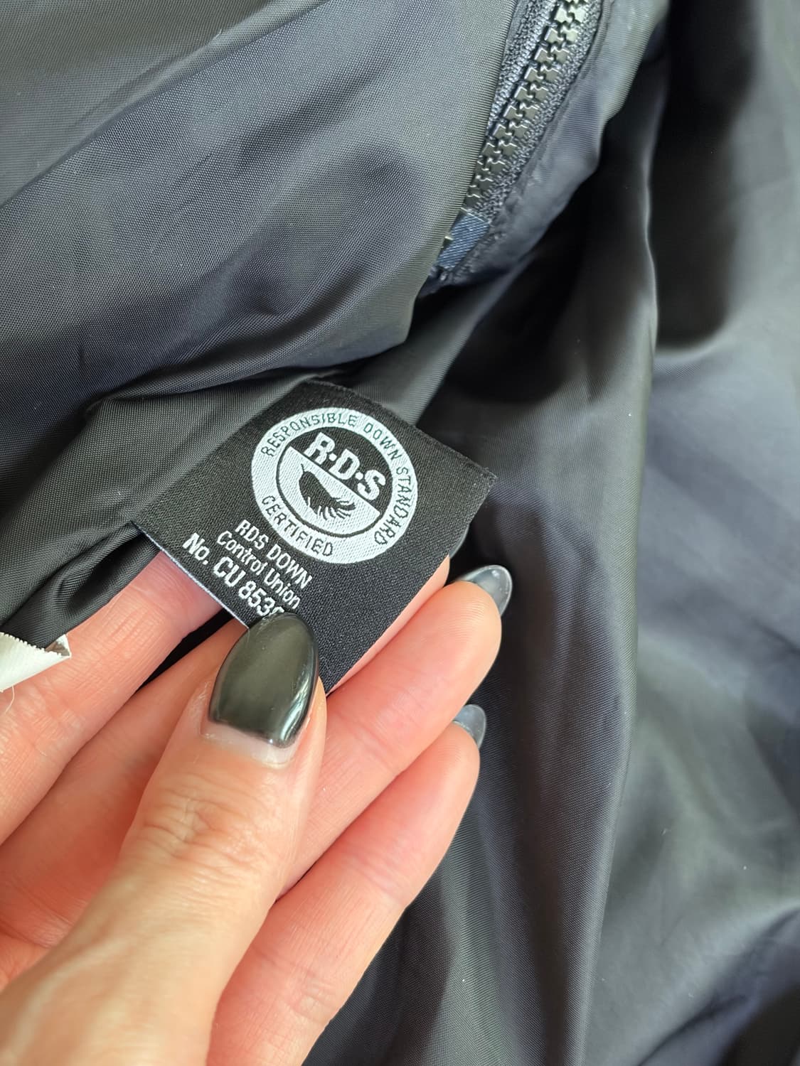 노스페이스 화이트라벨 여성 글로시 디테쳐블 다운 자켓 M 상품이미지3