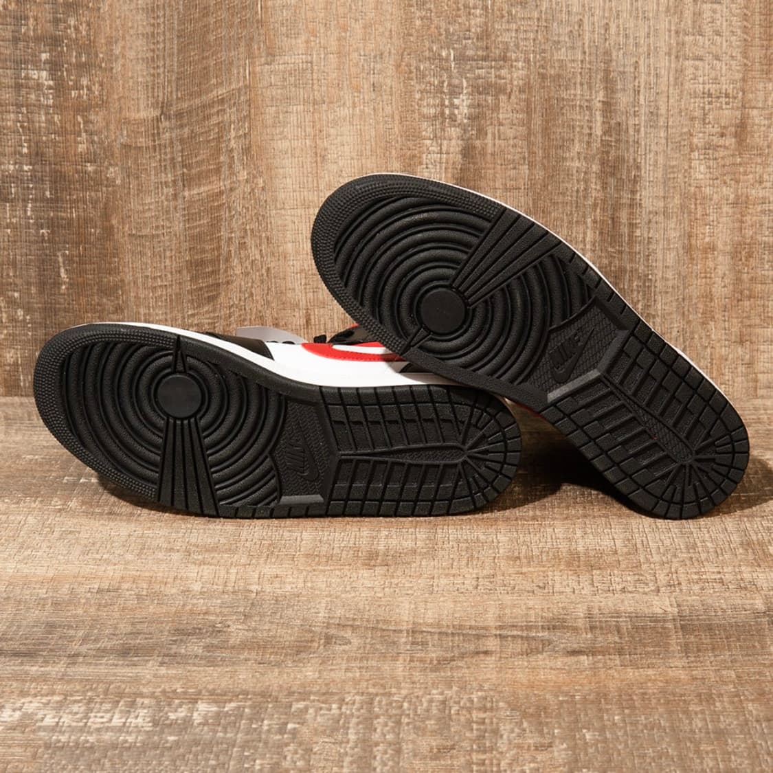 [290] 나이키 에어조던1 미드 파이어레드  상품이미지5