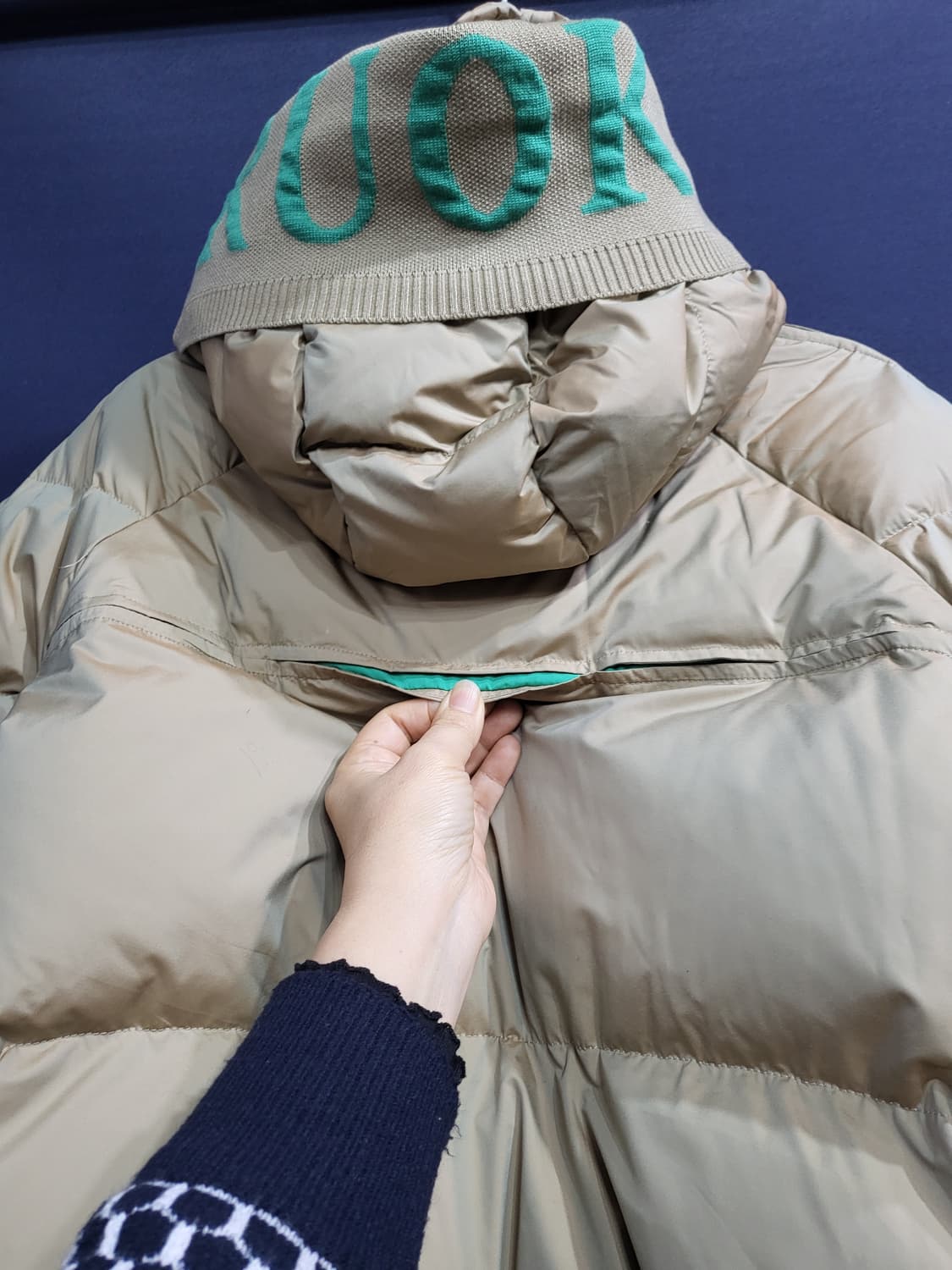 구스다운 후드패딩 상품이미지7