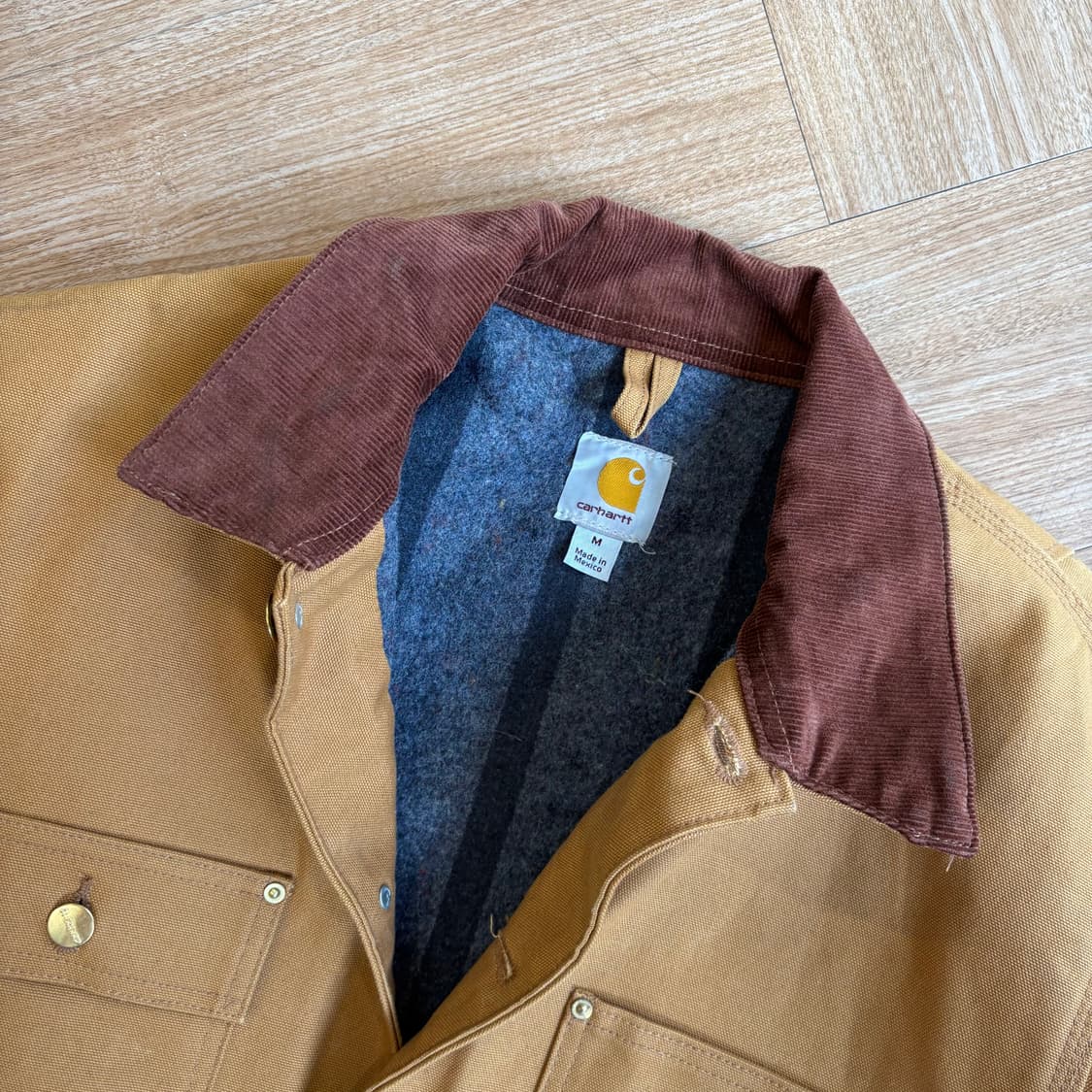 칼하트 C001 브라운 초어 자켓 상품이미지8