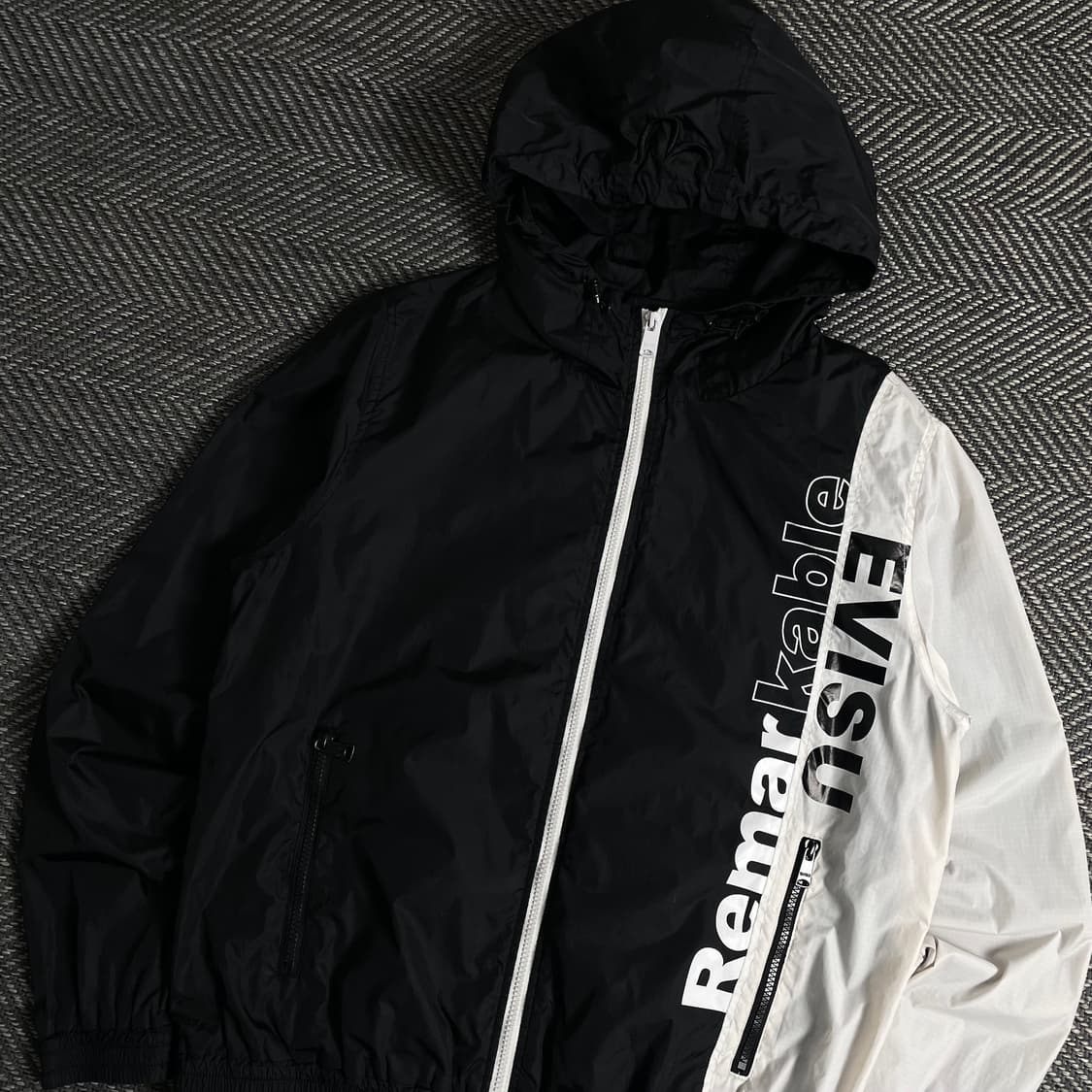 에비수 빅로고 배색 경량 바람막이 자켓y 3339 상품이미지1