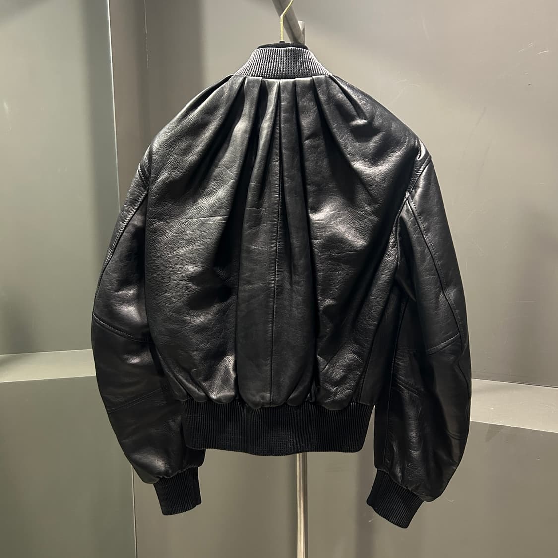 알렉산더 맥퀸 레더 봄버자켓 상품이미지4