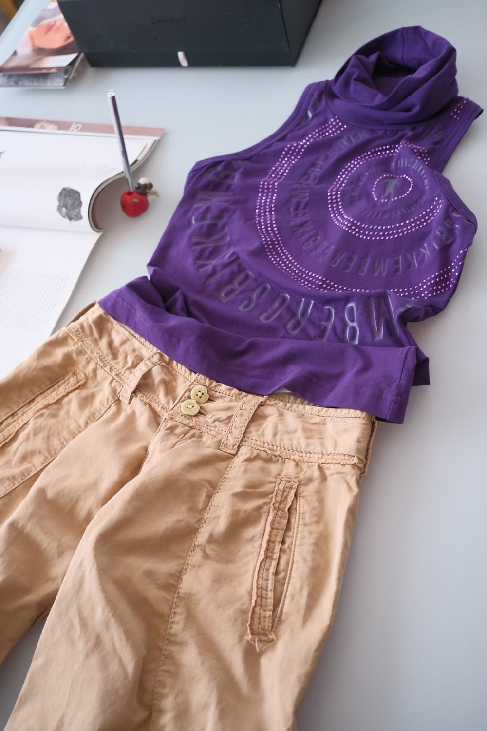 Broken button detailed cargo capri pants 상품이미지2