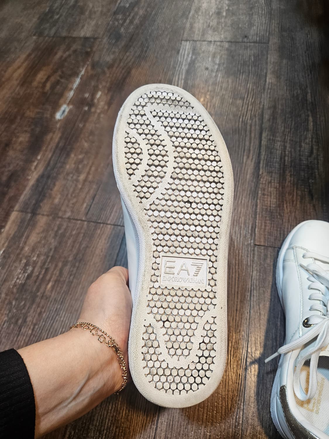 엠포리오 아르마니 EA7 화이트 레더 스니커즈 상품이미지5