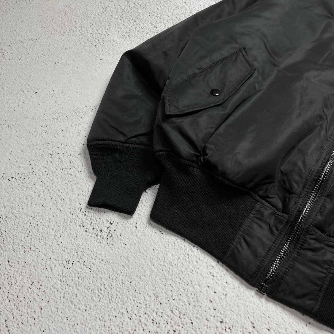 Alpha Industries MA-1 Flight Jacket 상품이미지4