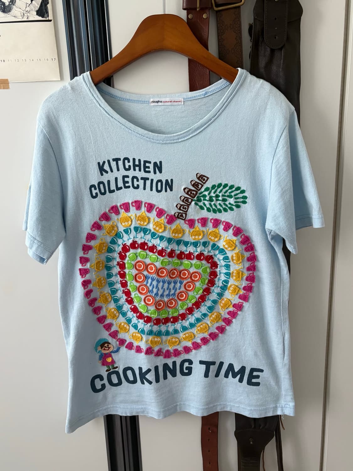 Rough Embroidered T 상품이미지1