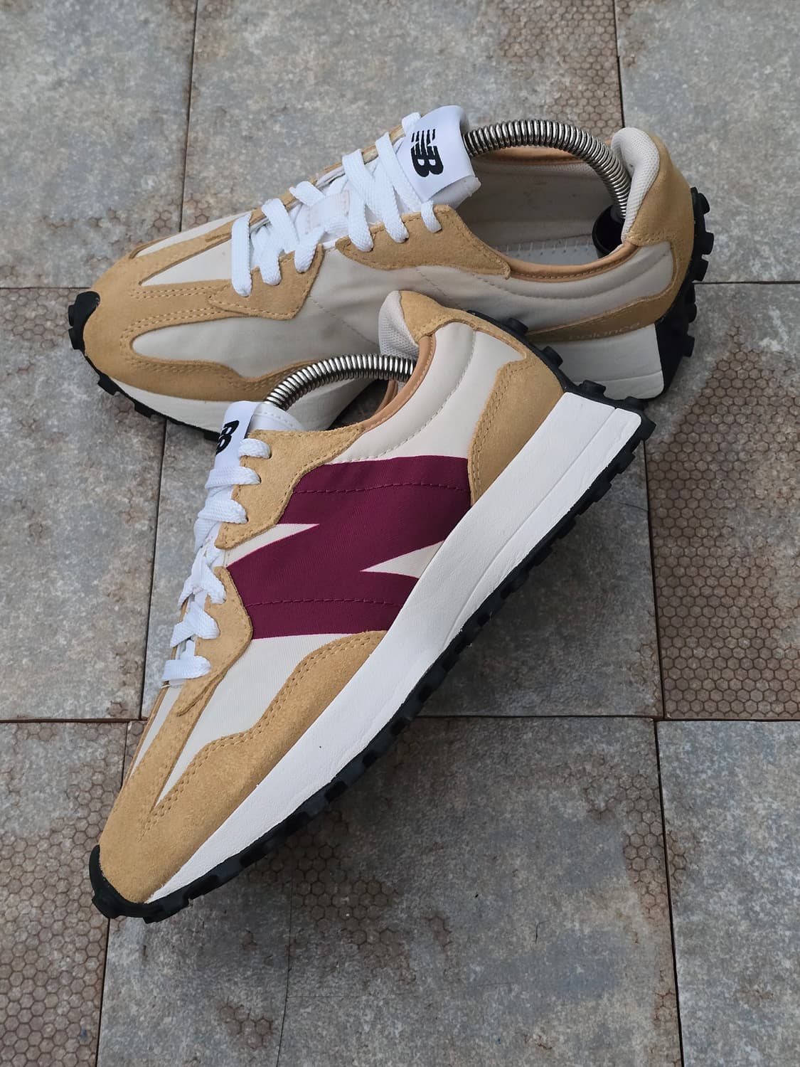 (230)뉴발란스 327 문빔 고스트 페퍼  상품이미지3