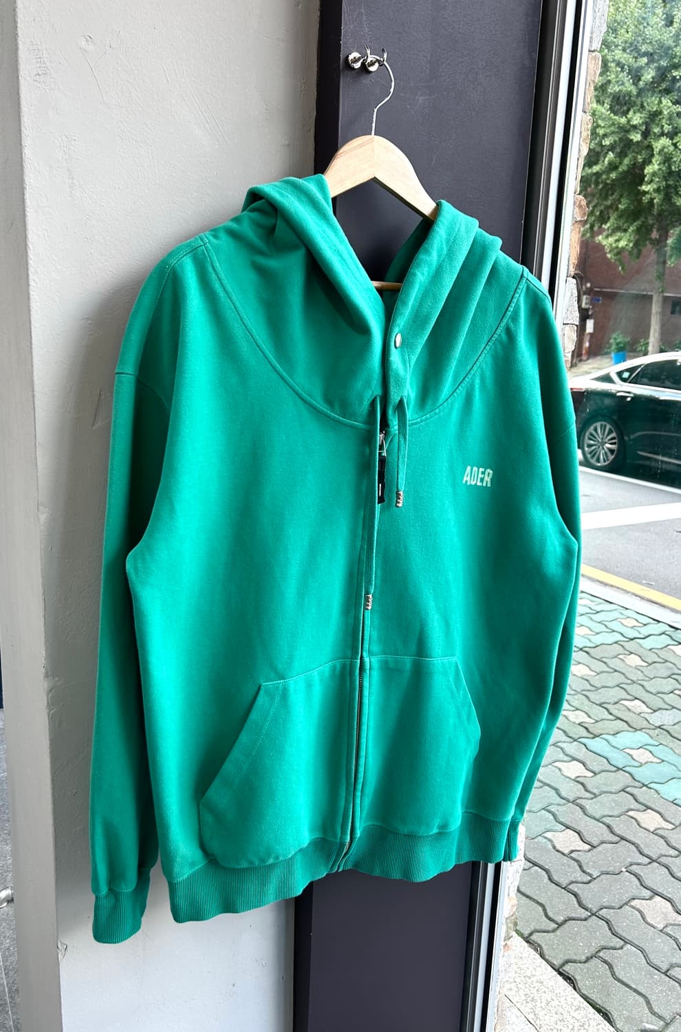 A2/ 아더에러 넥버튼 로고 후드집업 상품이미지2