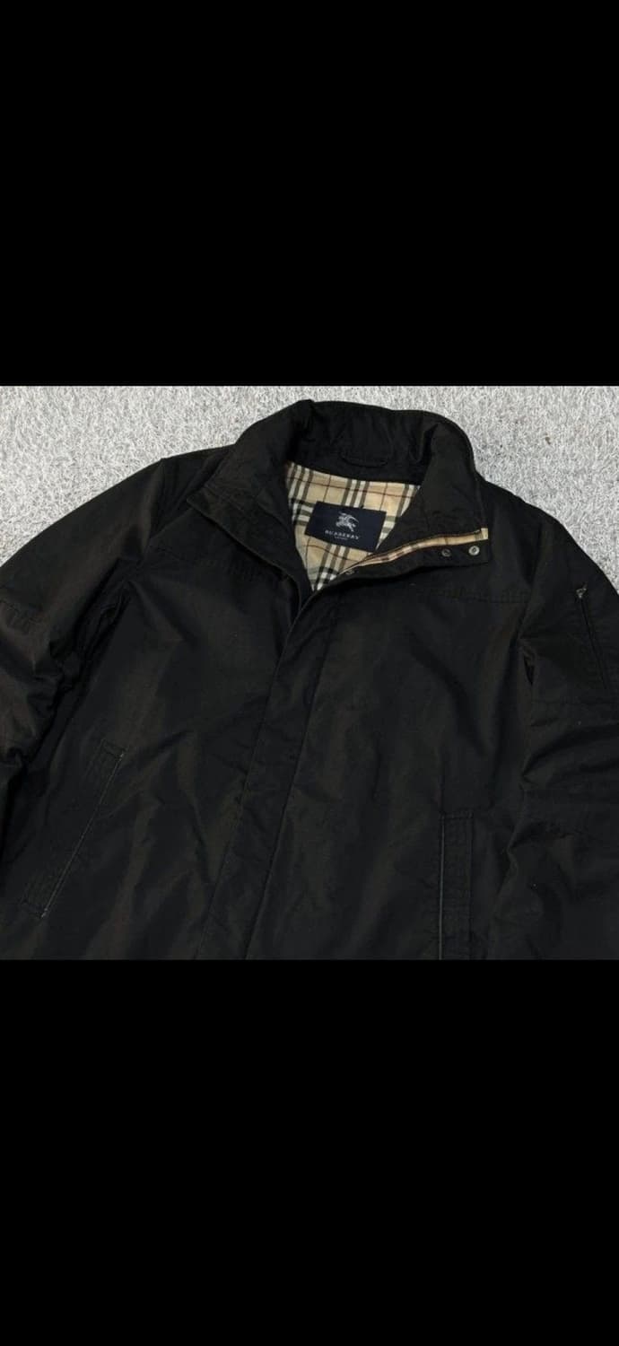 버버리 블랙 점퍼 자켓 상품이미지2