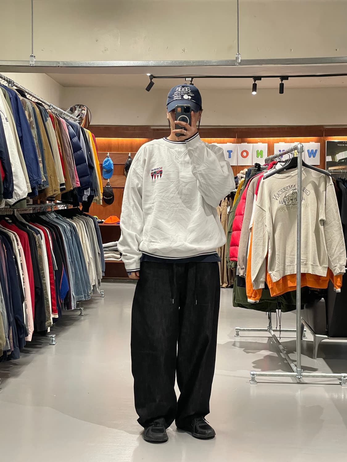 카니발 맨투맨 티셔츠   상품이미지3