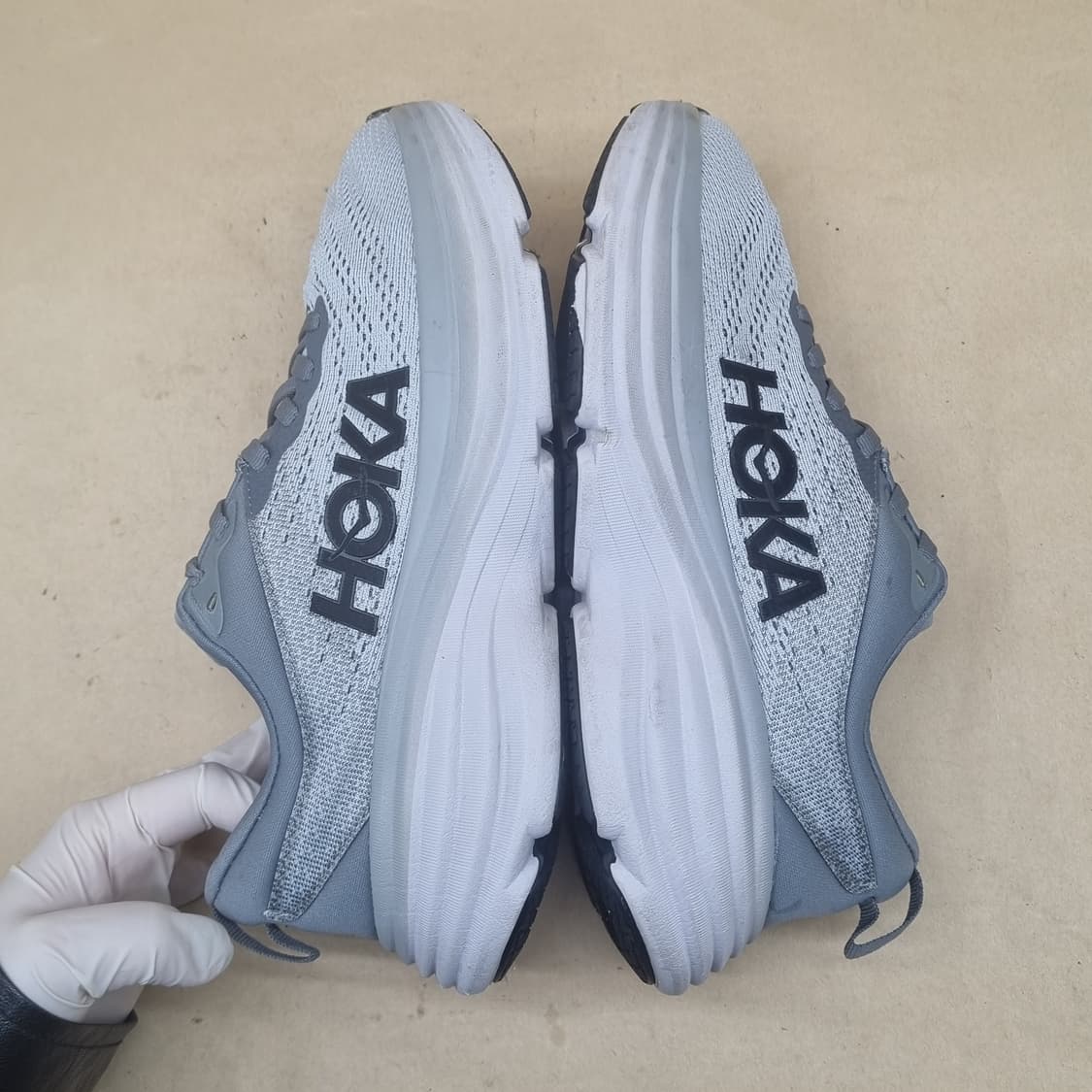 호카 본디8 그레이 여성운동화240  상품이미지5