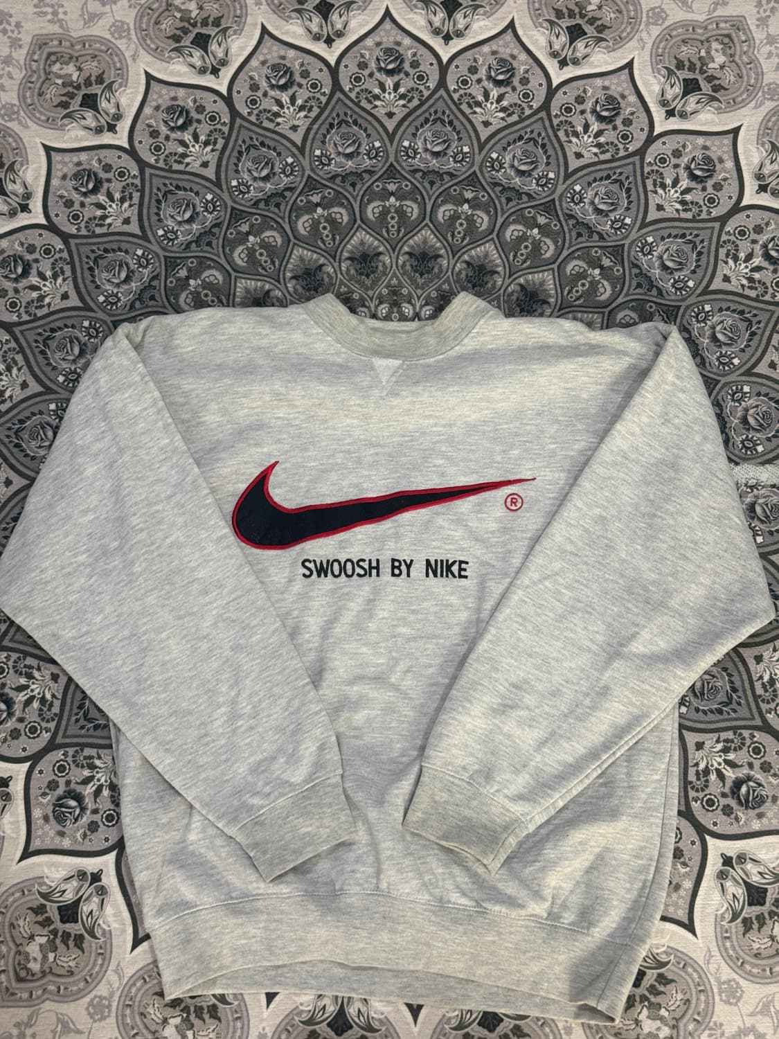 나이키 빅 스우시 자수 90s 스웻셔츠 상품이미지1