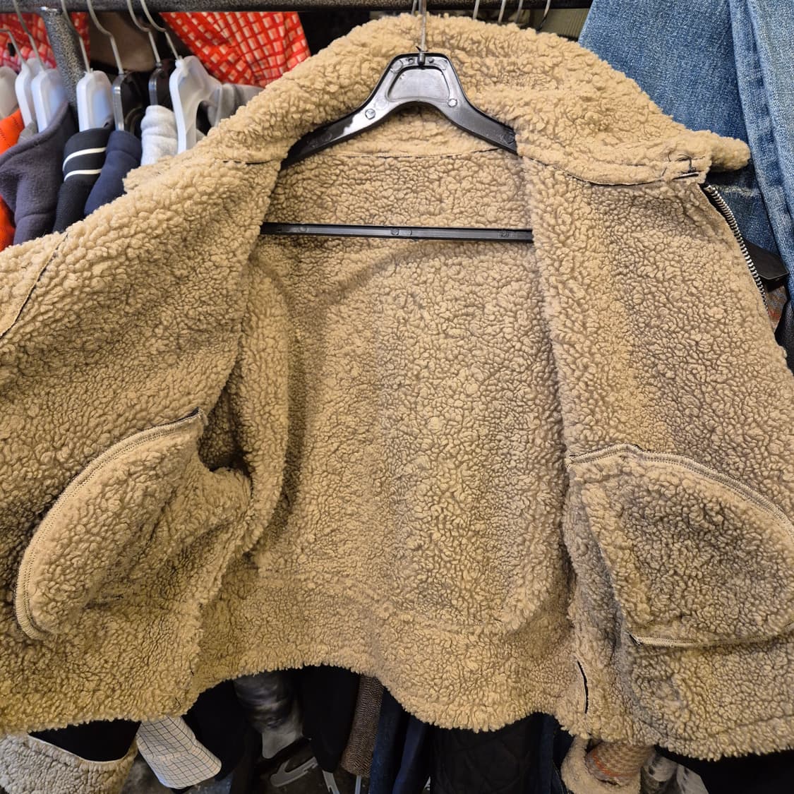 여성-FREE 블랙 숏 무스탕자켓  상품이미지3