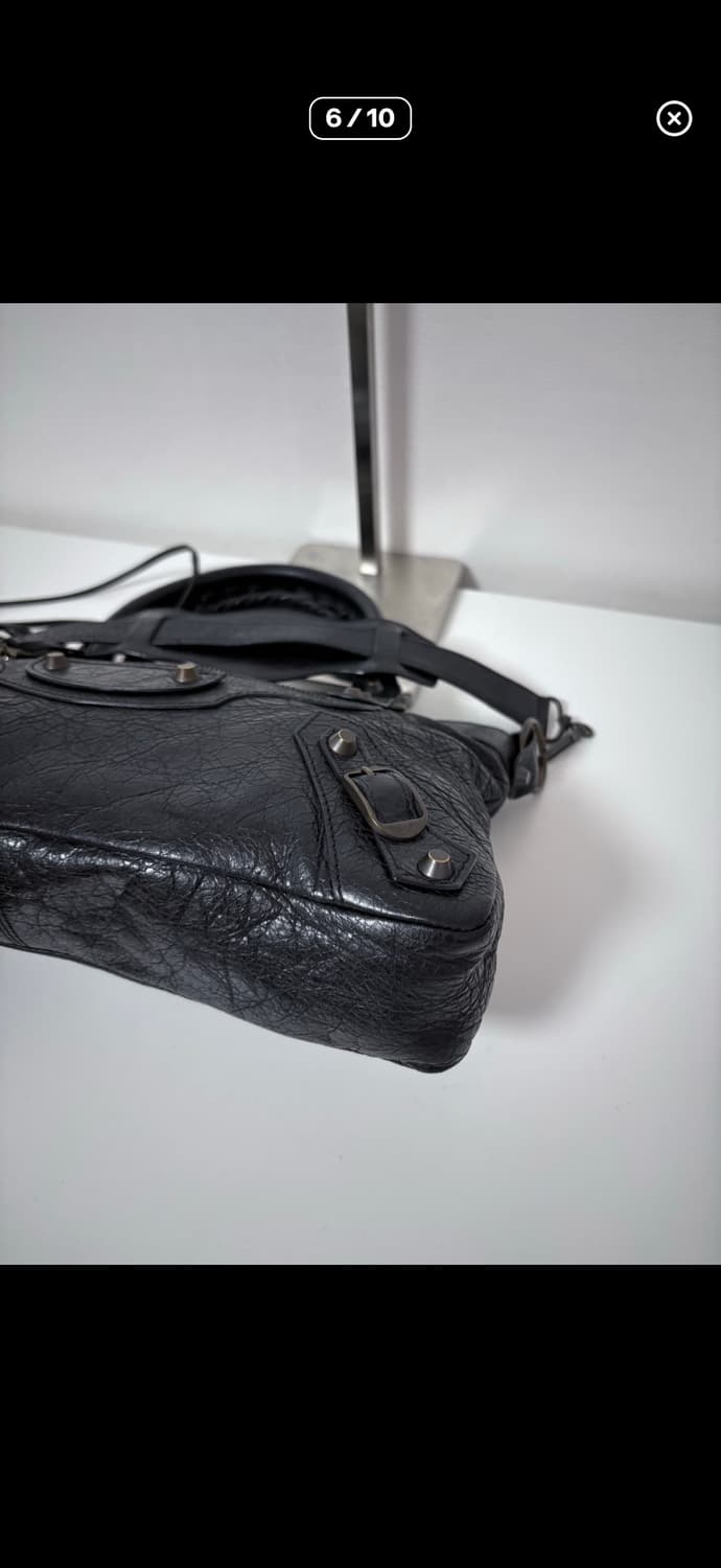 발렌시아가 르시티 퍼스트 모터백 상품이미지6