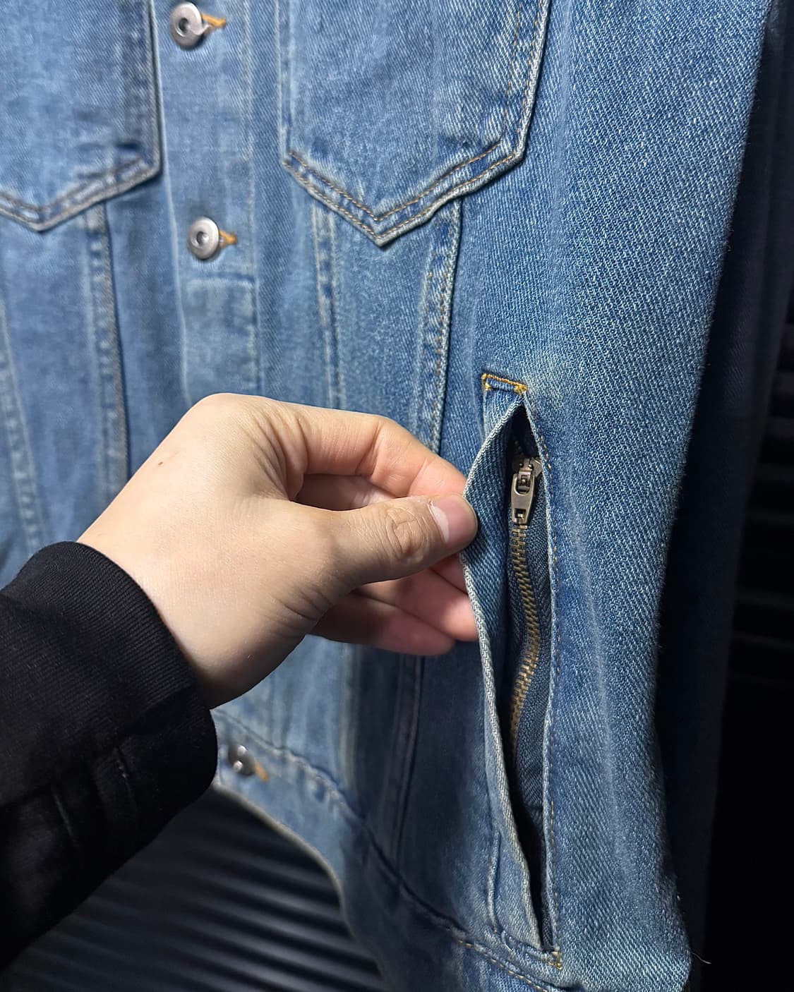 아웃도어 프로덕트 데님 트러커 워크 청 자켓 지퍼 프린팅 m 95 워싱  상품이미지5