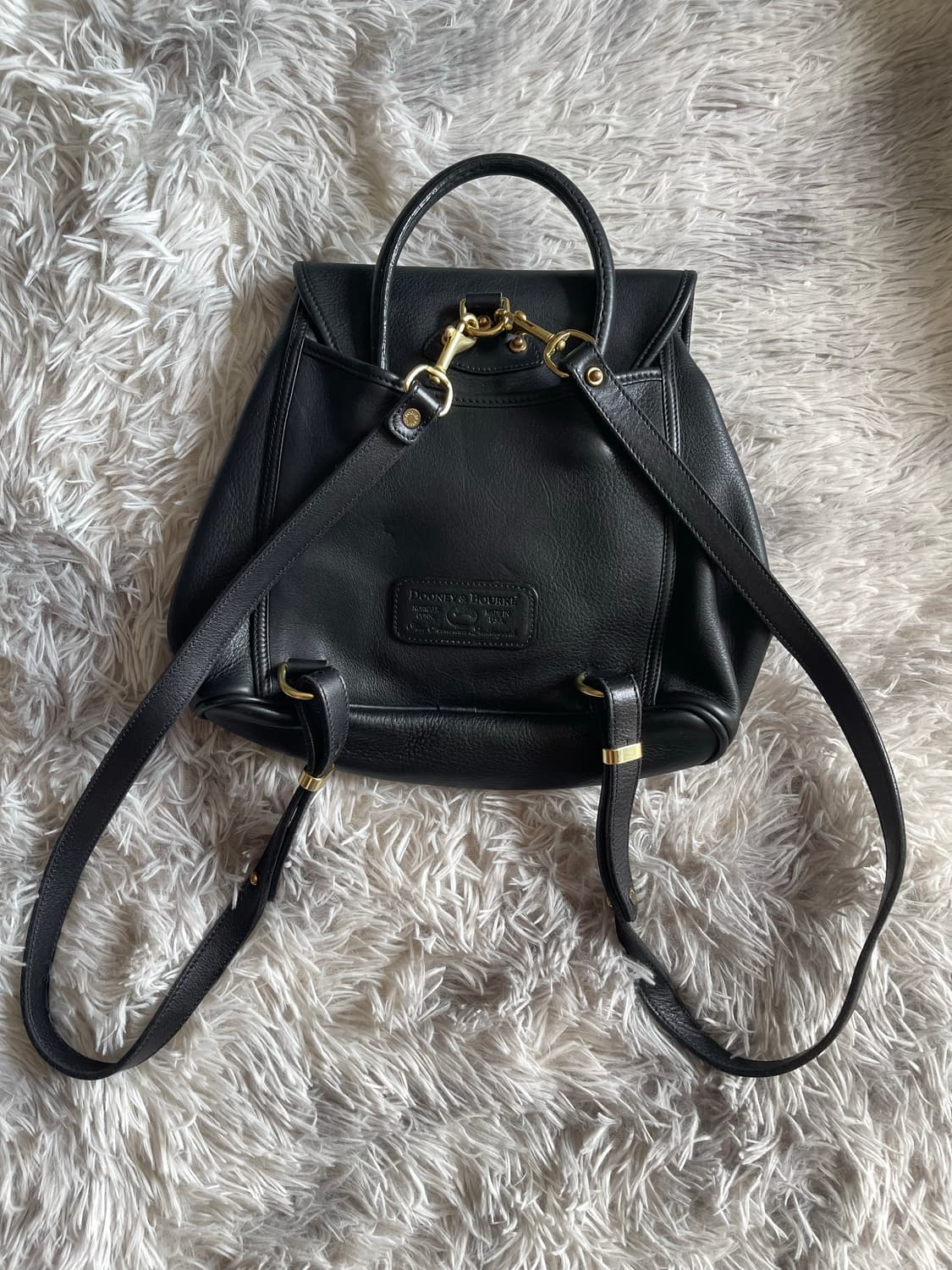 Dooney & Bourke 두니앤버크 빈티지 가죽 백팩 상품이미지2