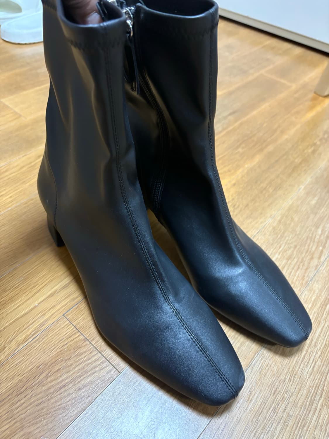 자라 블랙 앵클 부츠 245 사이즈 상품이미지1