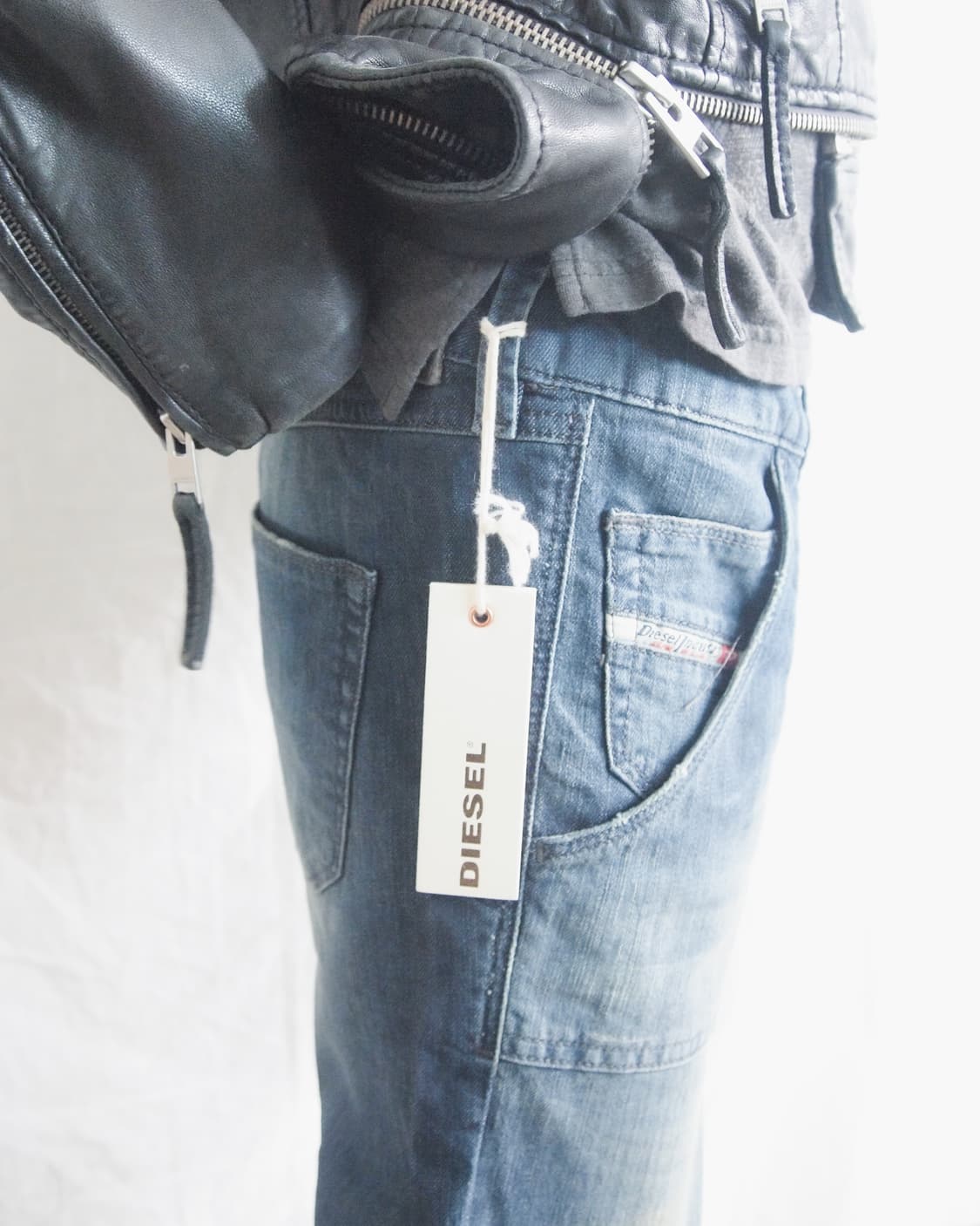 new* 디젤 미드라이즈 벨바텀 플레어핏 부츠컷 데님 상품이미지4