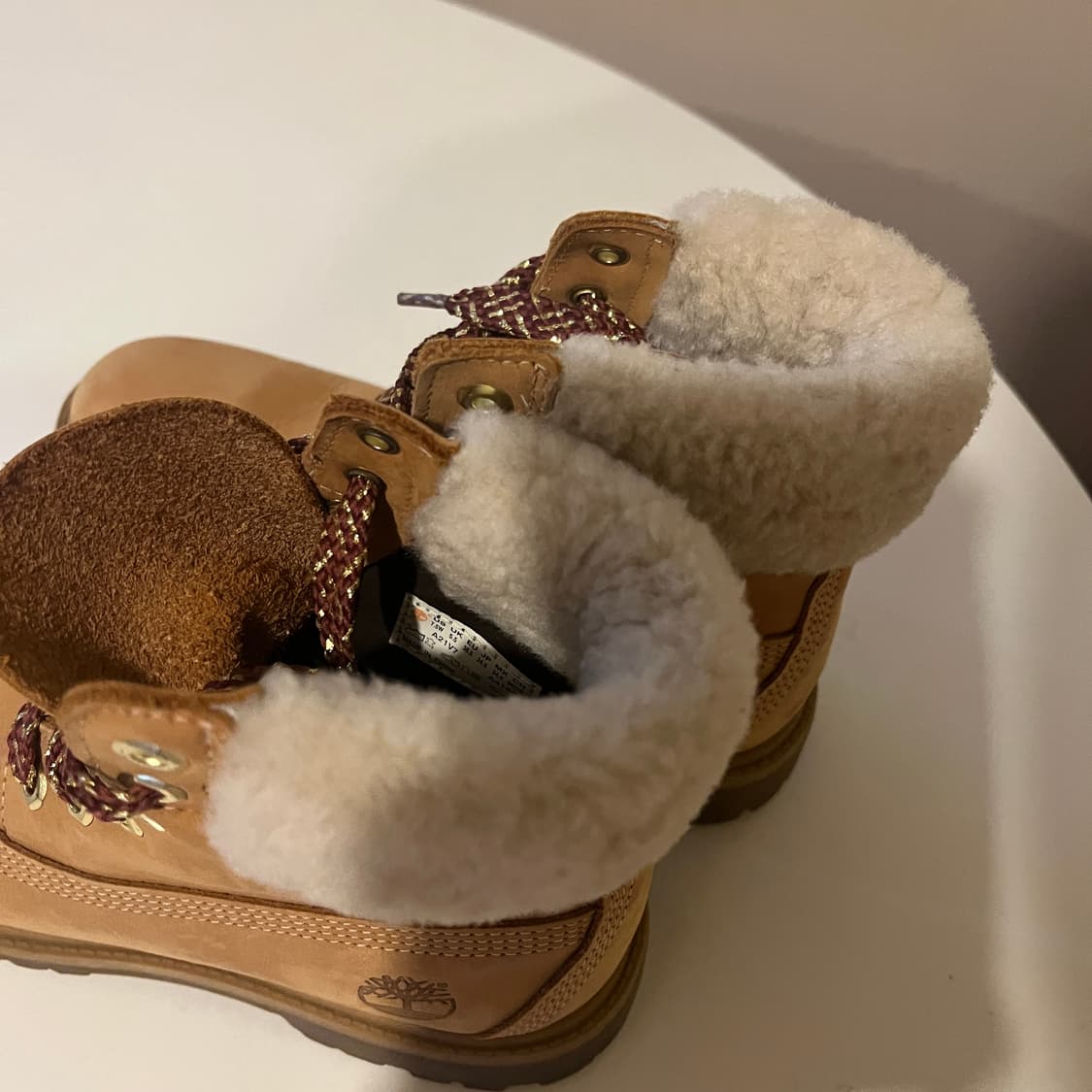 팀버랜드 6인치 프리미엄 퍼 부츠 상품이미지5