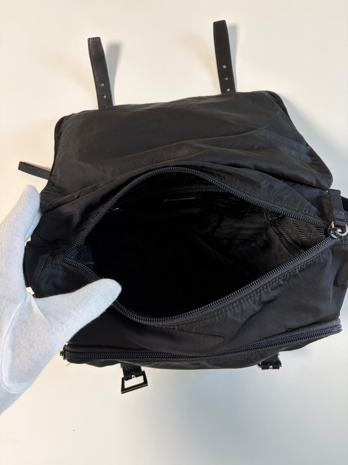 프라다 포코노 나일론 메신저백 크로스백 상품이미지8