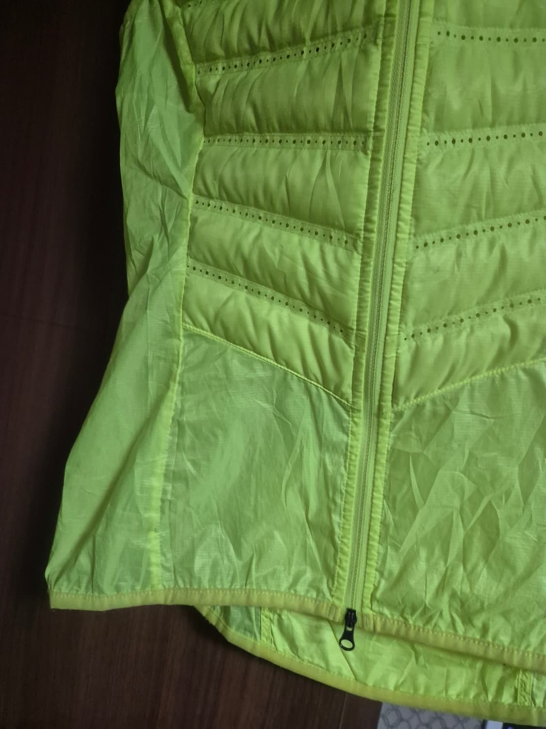 나이키에어로로프트800  여성패딩조끼m 상품이미지7