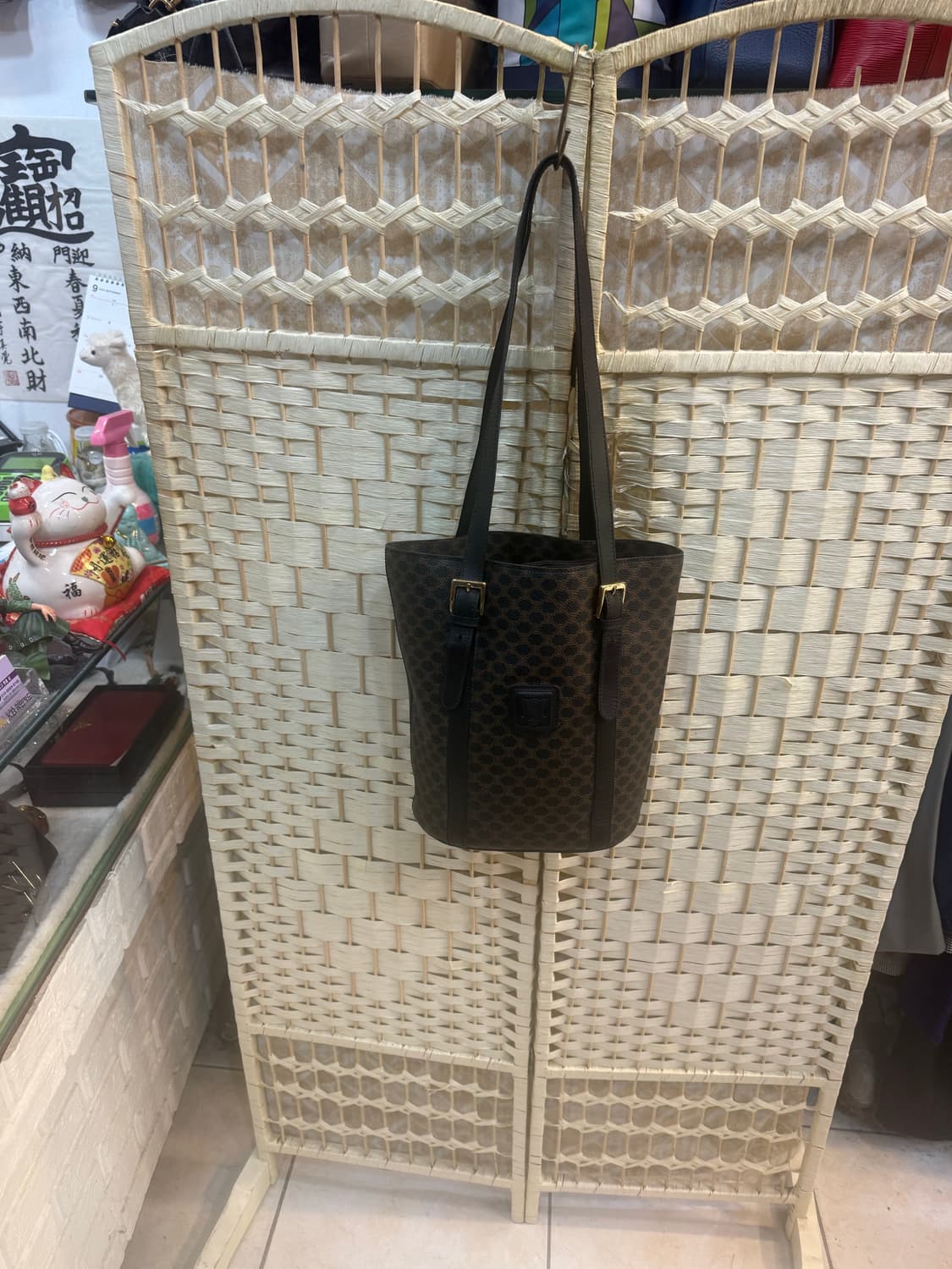 정품 셀린느 마카담 쇼퍼백 팝니다 상품이미지1