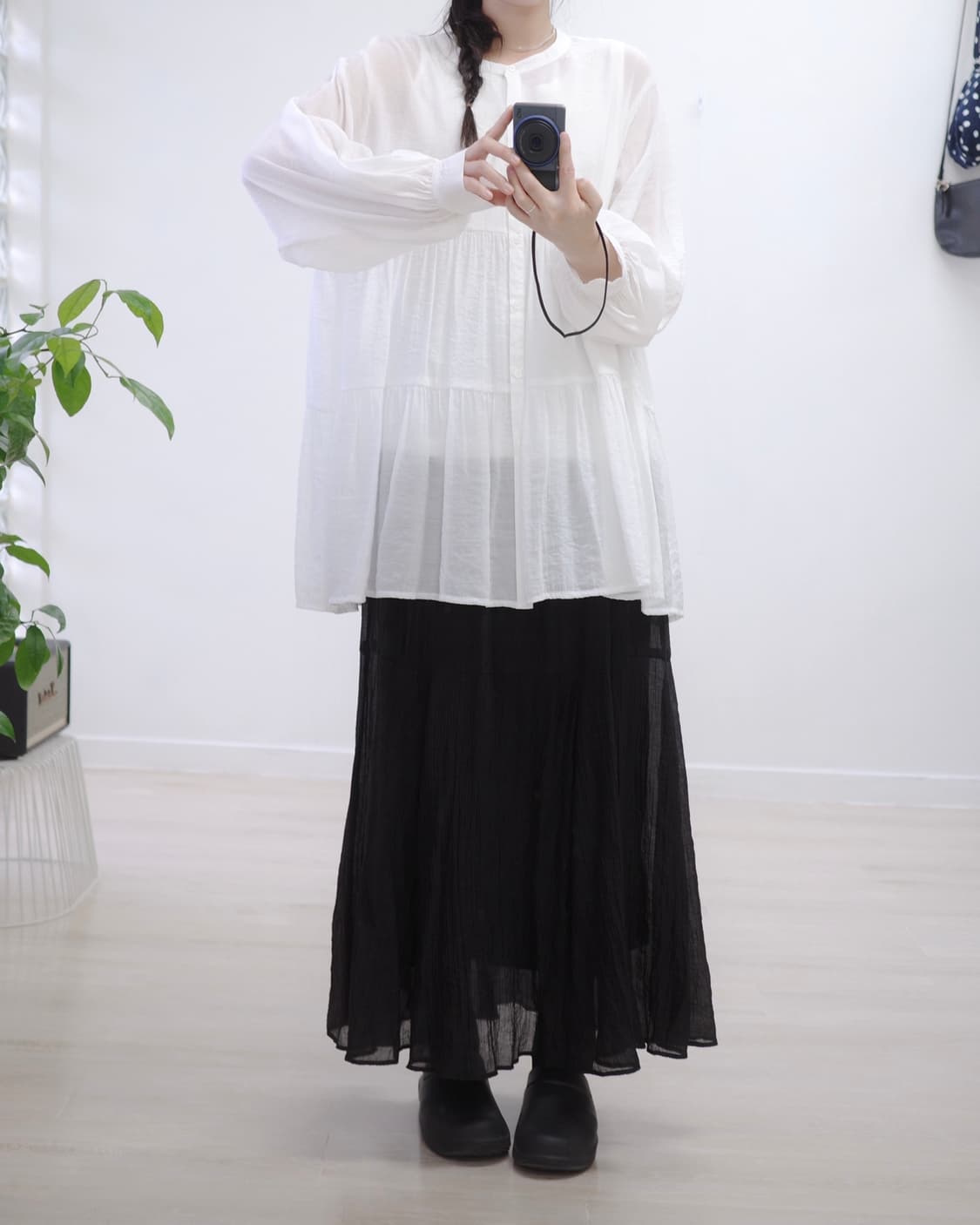White kangkang Blouse 상품이미지2