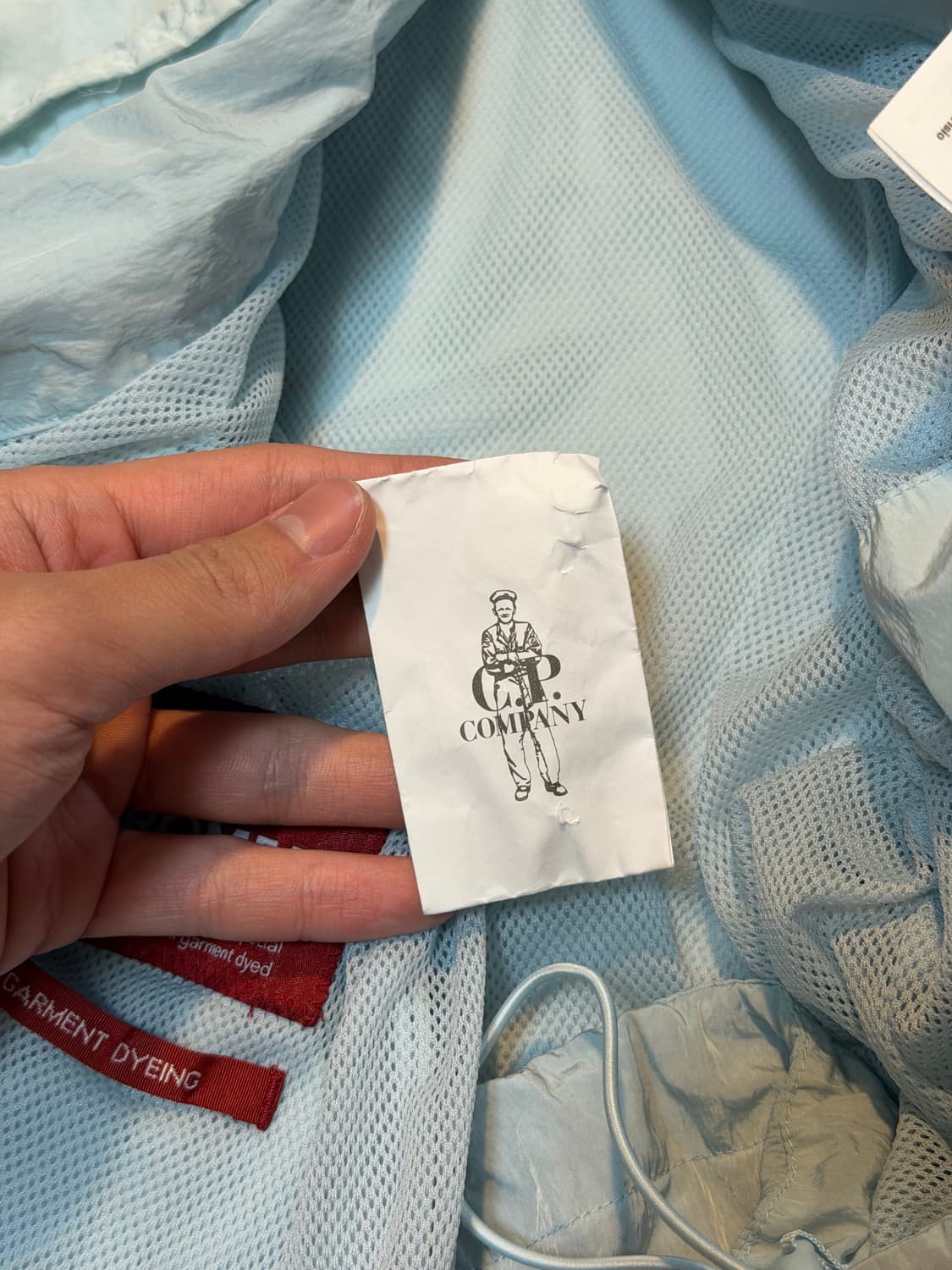 CP 컴퍼니 23FW 크롬 R 가먼트다잉 렌즈 바람막이 스카이블루 상품이미지8