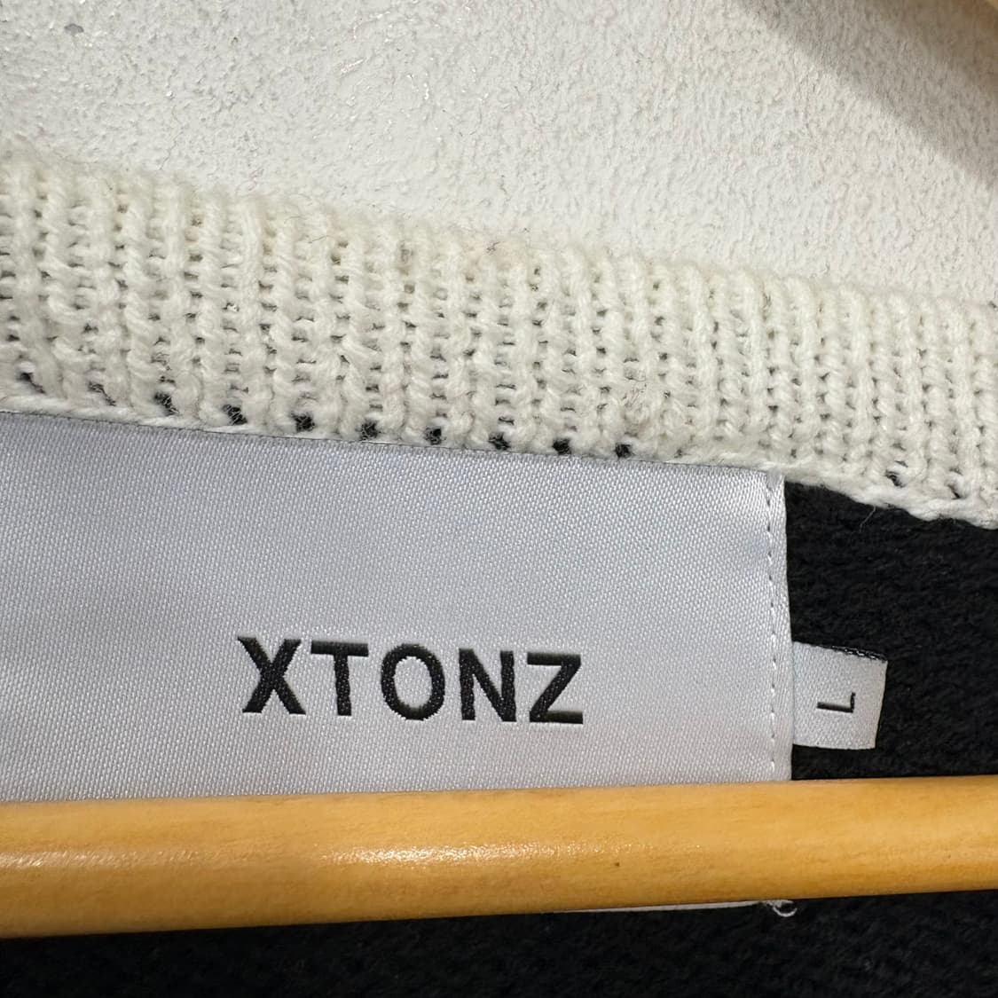 엑스톤즈 니트 집업 상품이미지3