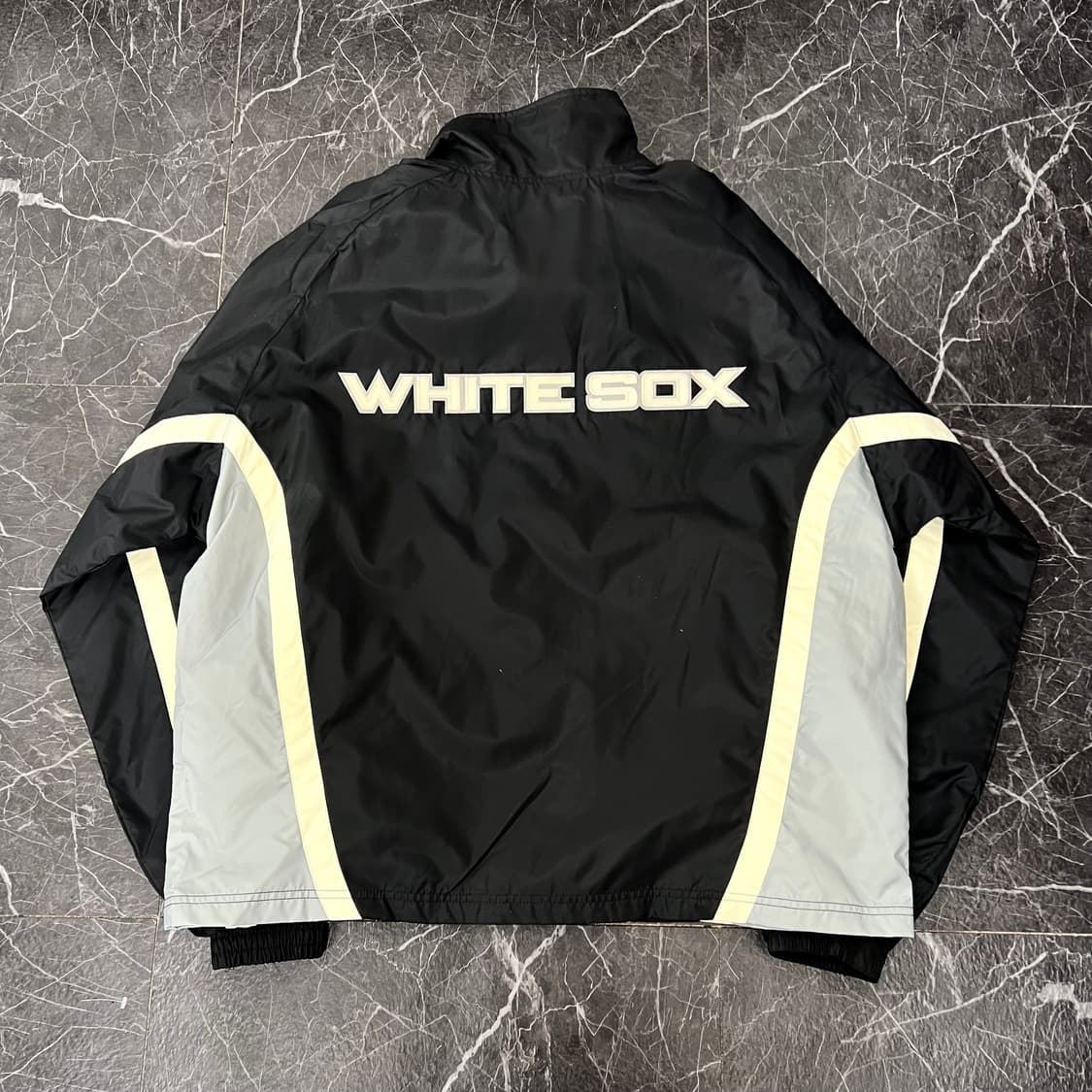 마제스틱 오버사이즈 시카고 화이트삭스 바람막이 자켓 상품이미지4