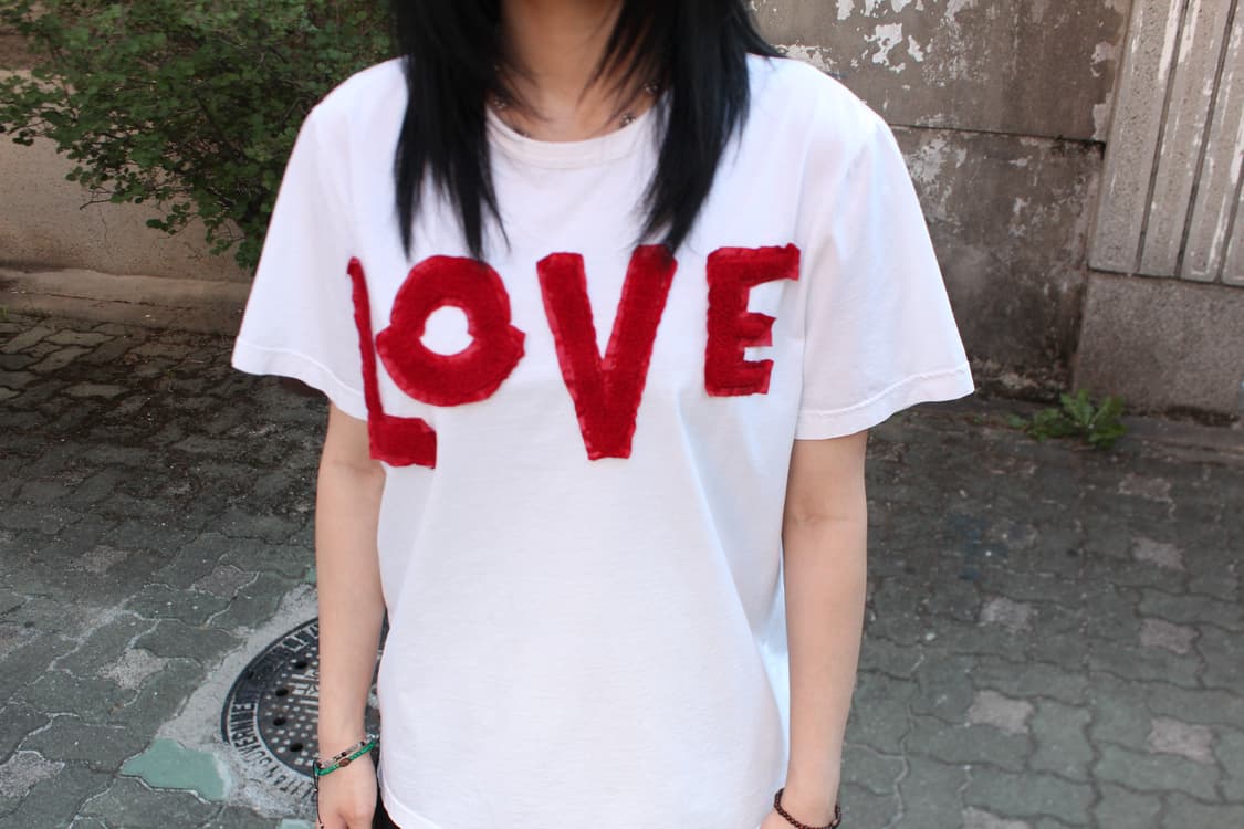 Moncler Genius “LOVE” T-shirt 상품이미지2