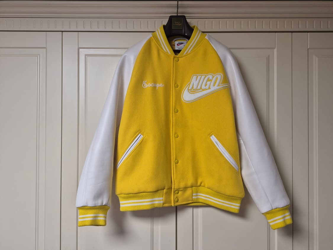 [L]나이키 x 니고 바시티 자켓 스피드 옐로우 상품이미지1