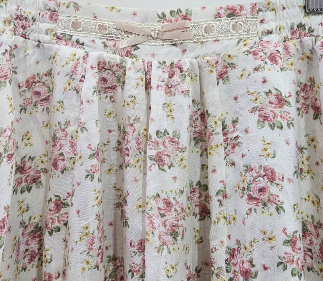 엑시즈팜(axes femme) 쉐비 로즈 레이스 큐롯 스커트 상품이미지2