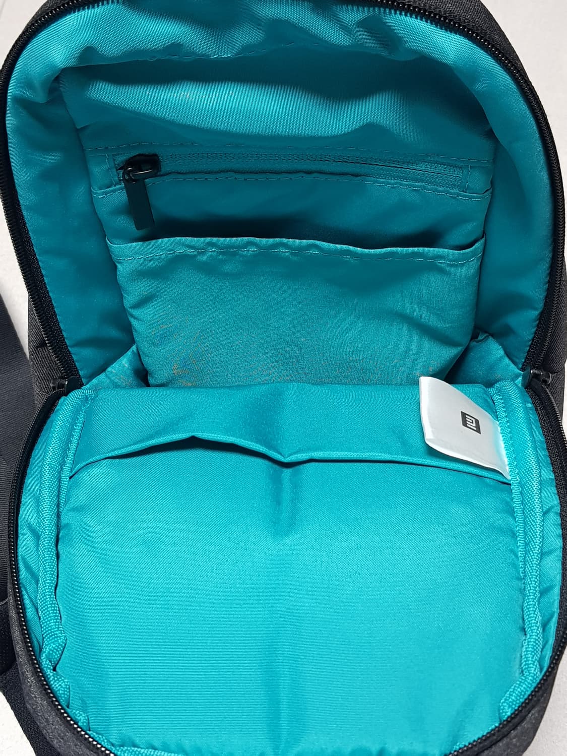 샤오미 가방 힙색 슬링백 다크그레이 상품이미지3