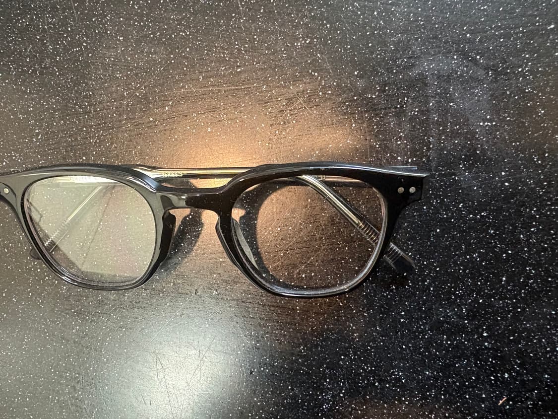 젠틀몬스터 루토01 안경 상품이미지8