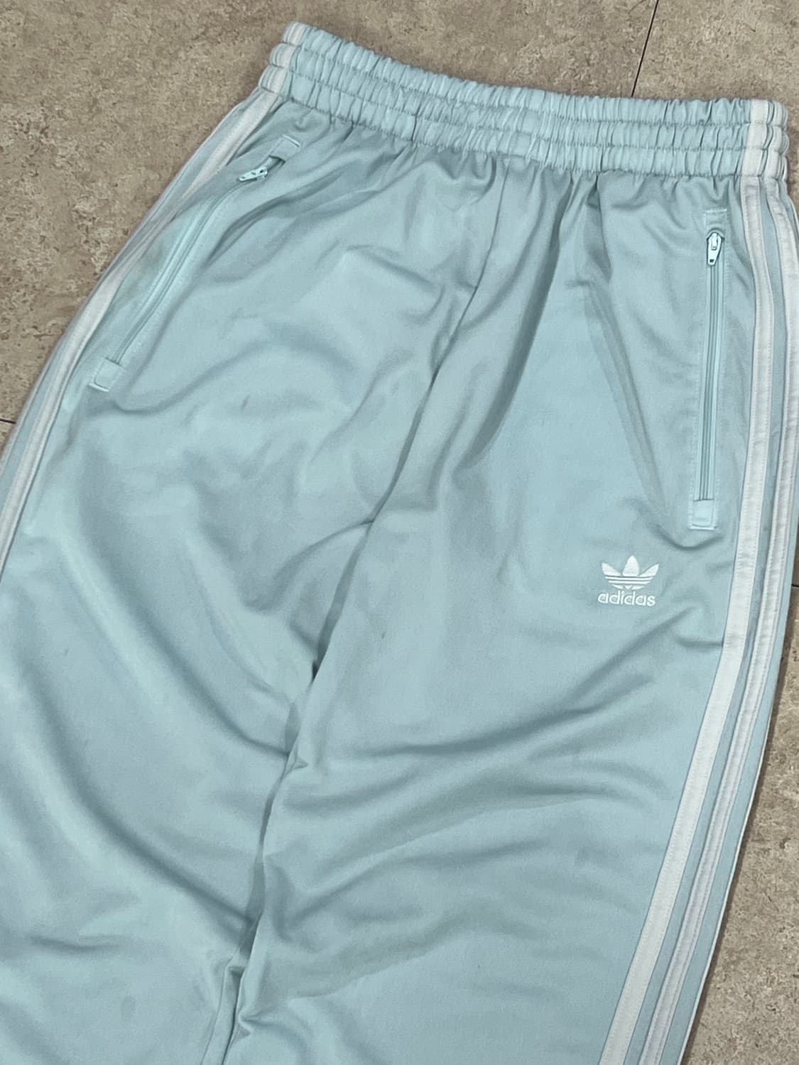 아디다스 파이어버드 트랙 팬츠 스카이블루 상품이미지3