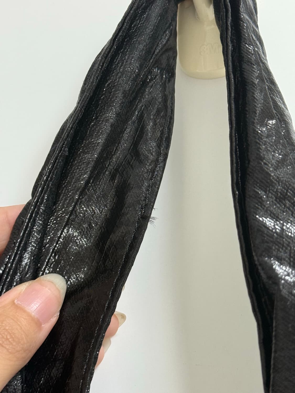 오타이 Rustling Glossy bag 블랙 상품이미지4