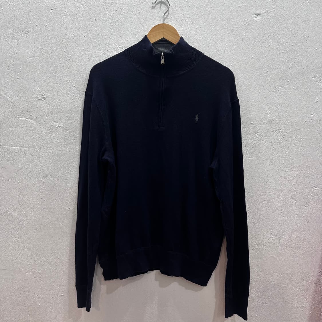 폴로 네이비 피마코튼 하프집업 니트M 상품이미지3
