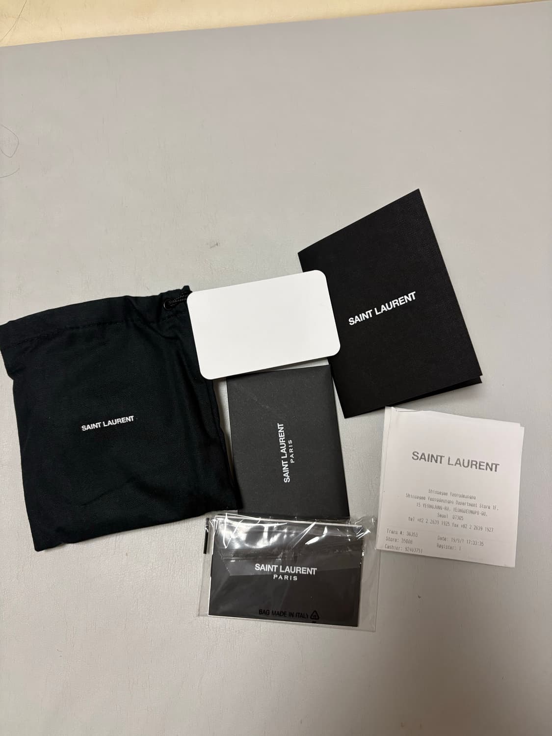 생로랑 지갑 상품이미지10