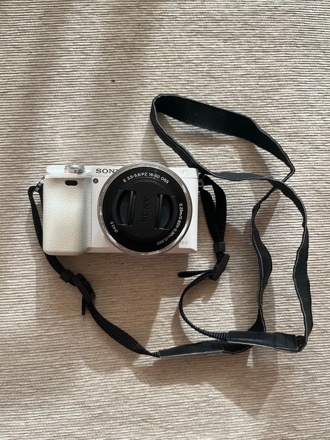 소니 Sony a6000 DSLR 미러리스 카메라 상품이미지2