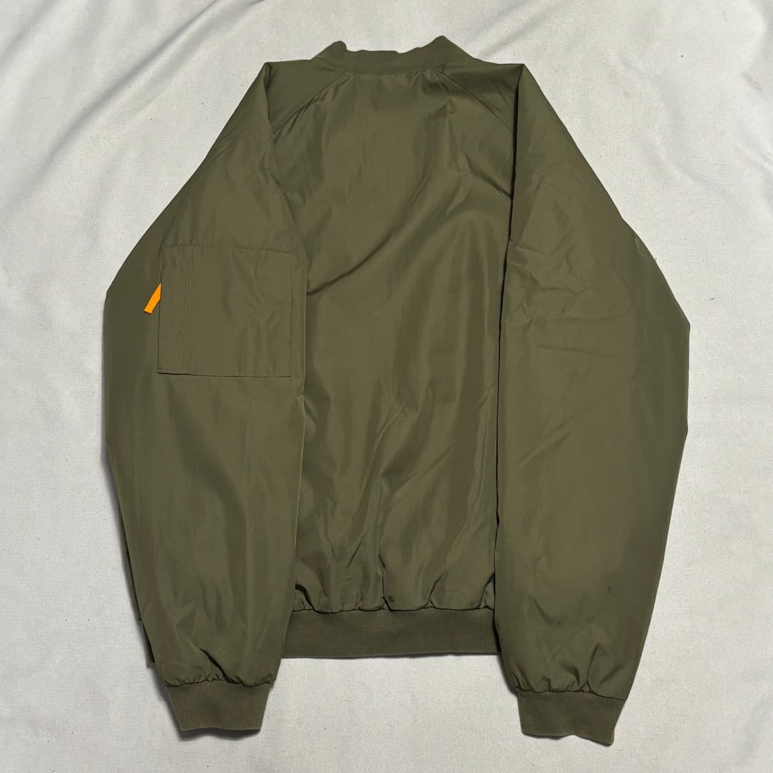 XL 아디다스 카키 점퍼 상품이미지3