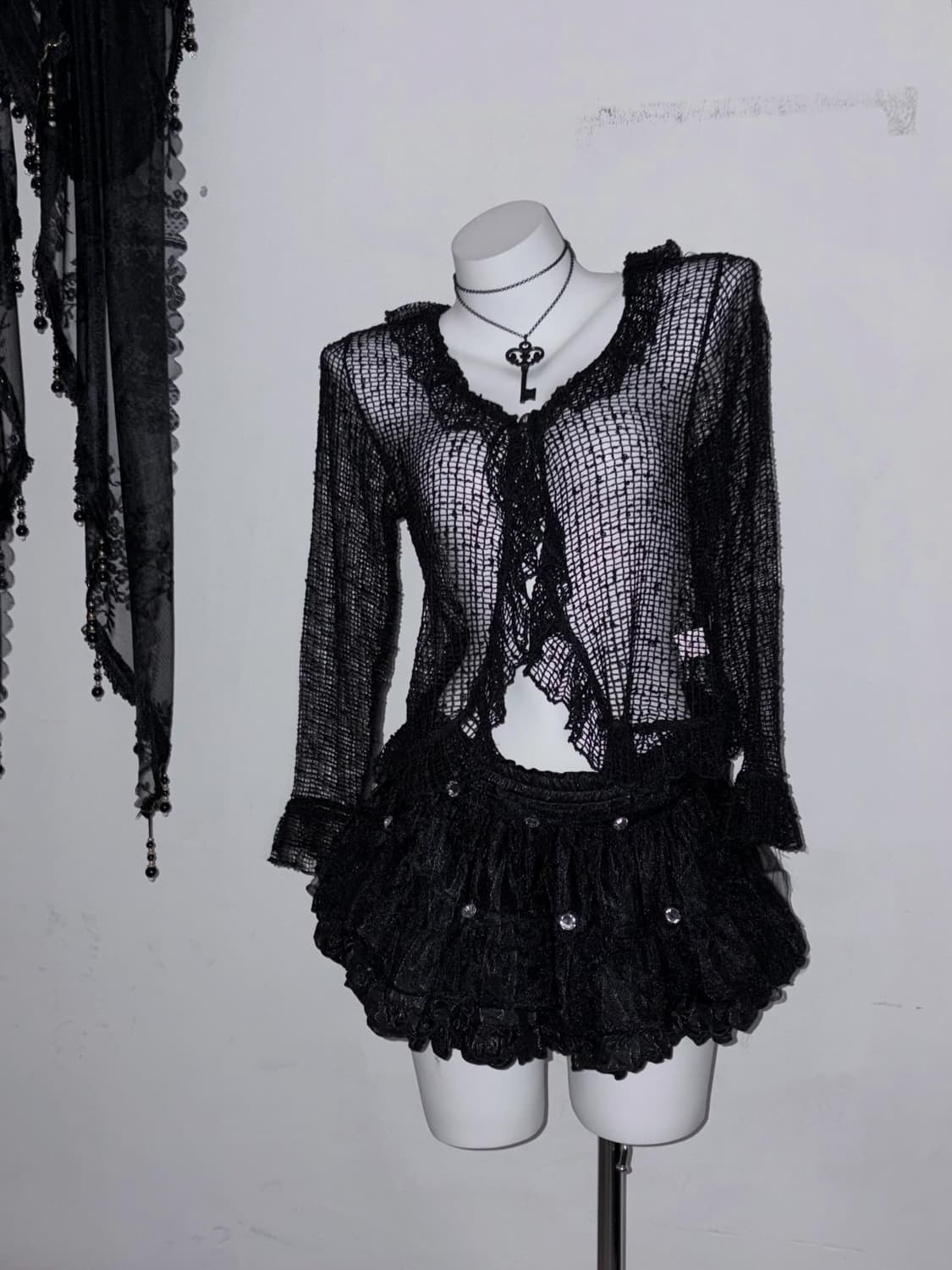 그물 크로셰 러플 블랙 가디건 다크엔젤 다크페어리 고스 공겜여주 상품이미지1