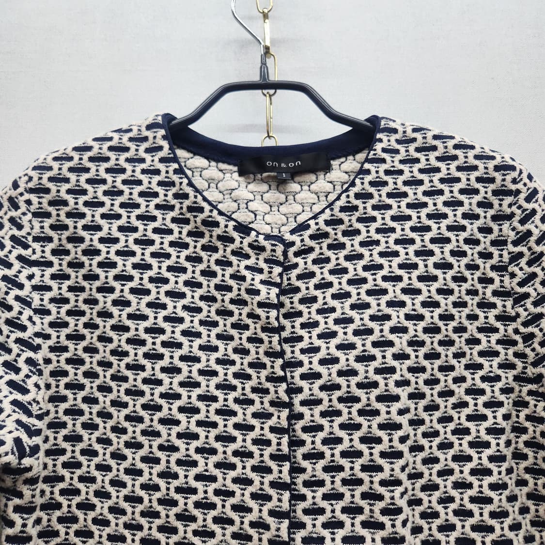 on&on 온앤온 자카드 패턴 가디건 숏자켓 1(S) 상품이미지2