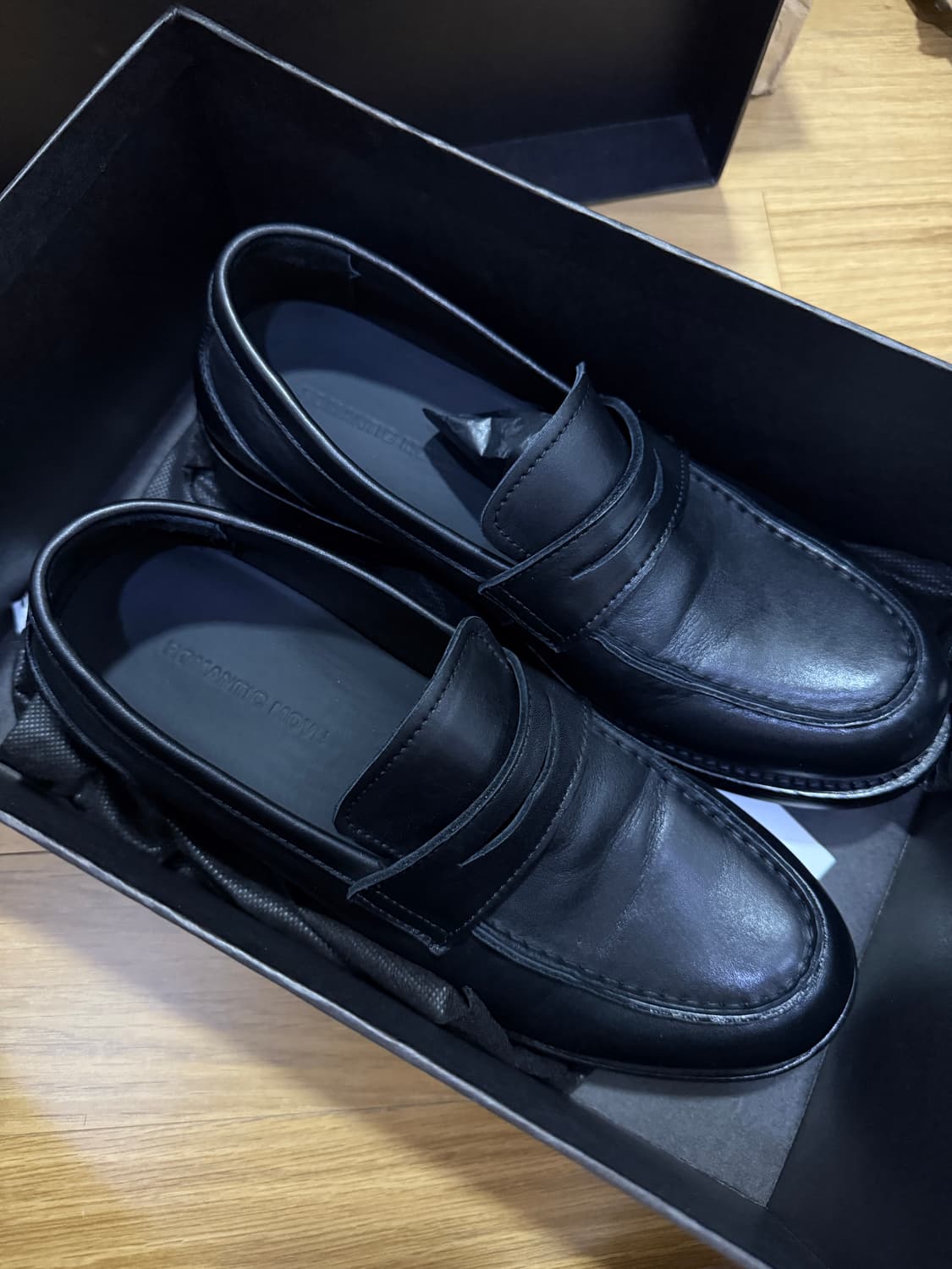 로맨틱 무브 뉴 러그 로퍼 (홀스레더 블랙) 255 상품이미지2