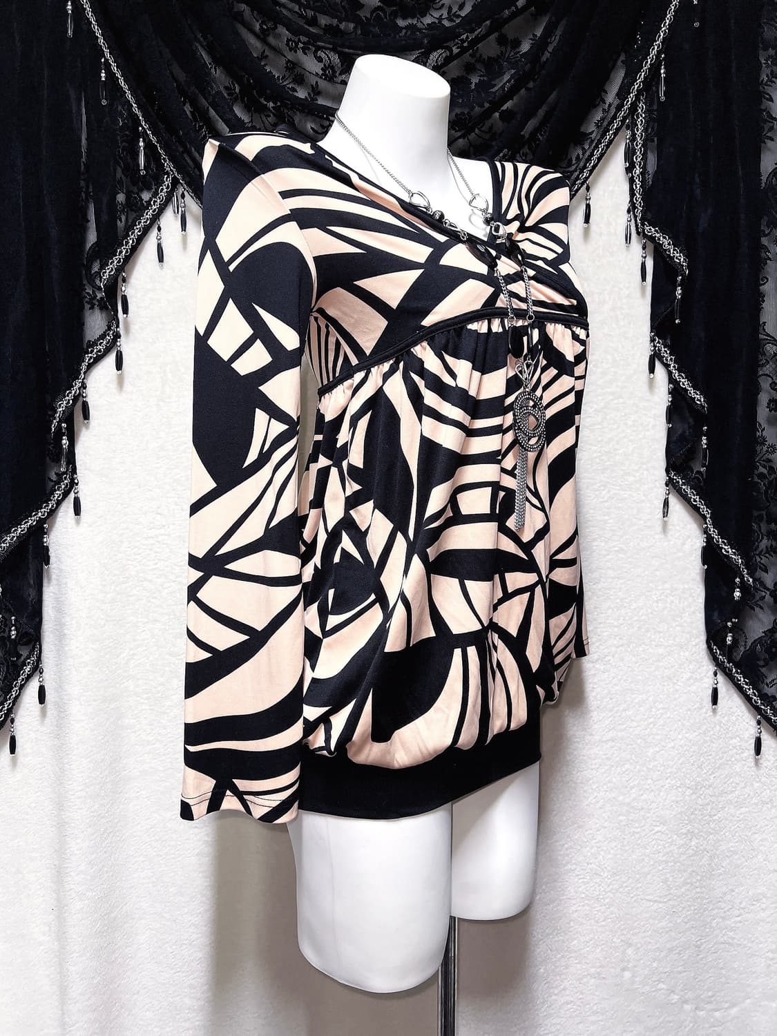 오네갸루 히메 로맨틱 로걀 기하학패턴 트임 아게하 벌룬원피스 섹시블라우스 상품이미지4