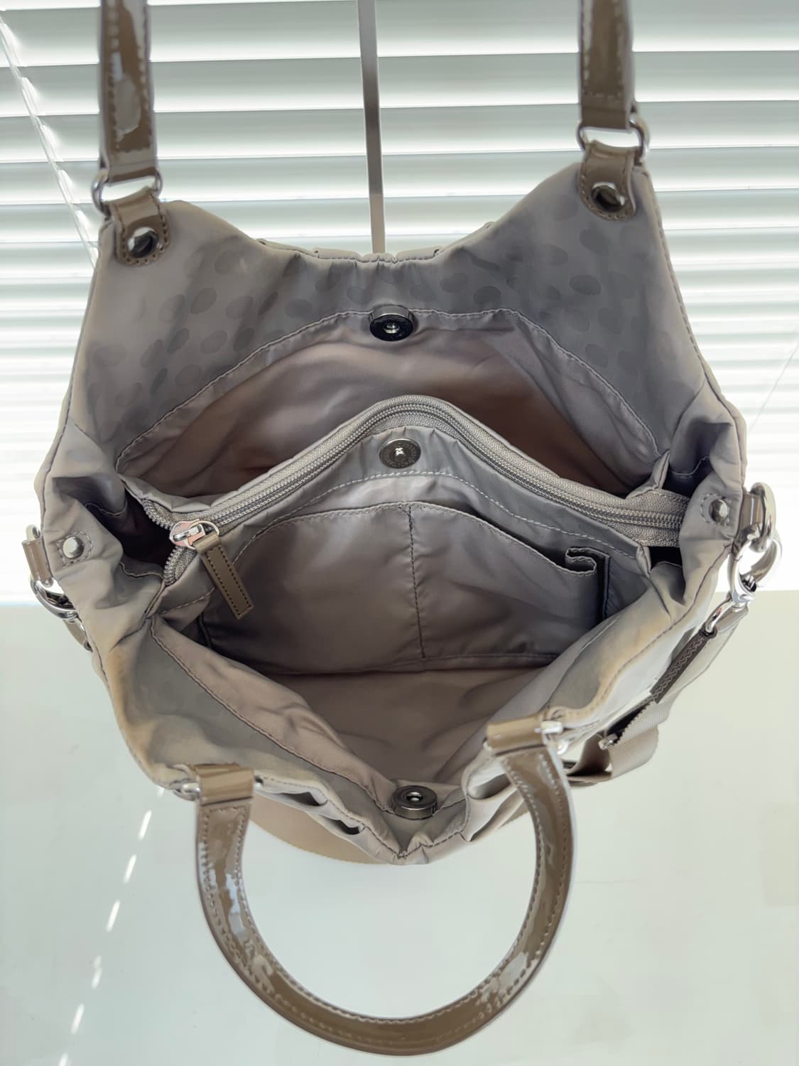 Y’SACCS 요지야마모토 도트 토트백 상품이미지4